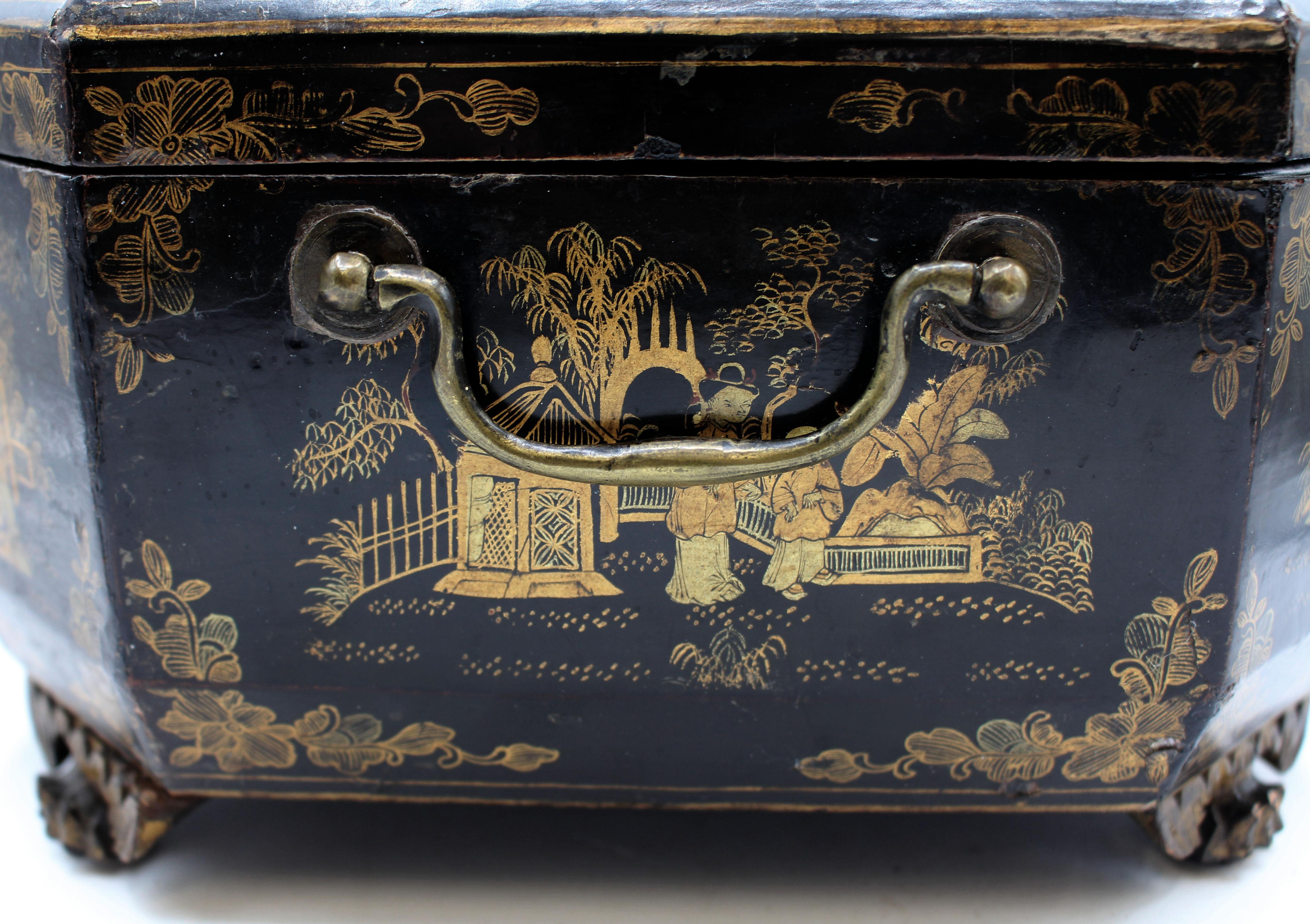 c. 1840-60 Gilt & Lacquer Decorated Chinese Export Sewing Box For Sale 6