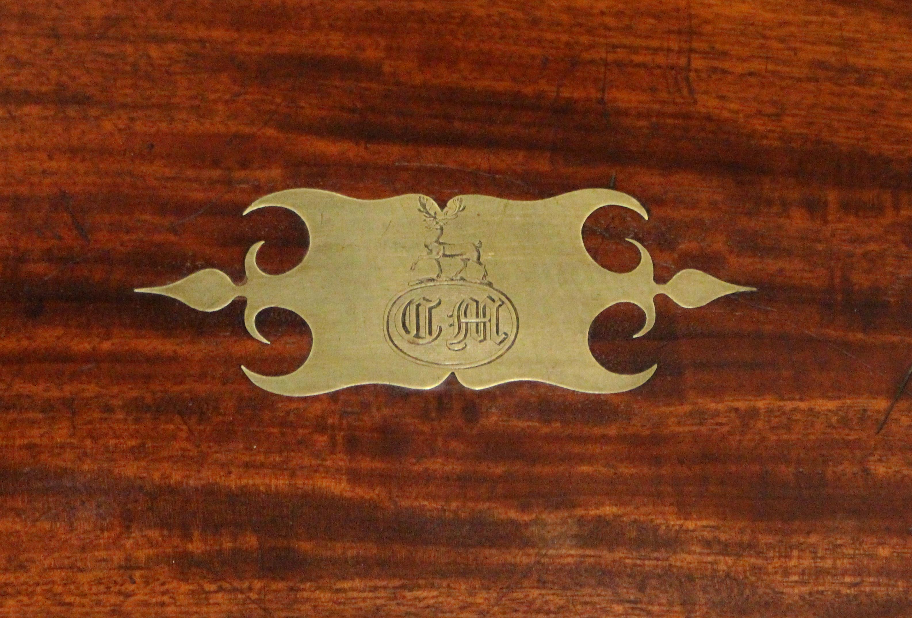 C. Scatola da scrittura inglese di grandi dimensioni del 1840 su supporto personalizzato In condizioni buone in vendita a Chapel Hill, NC