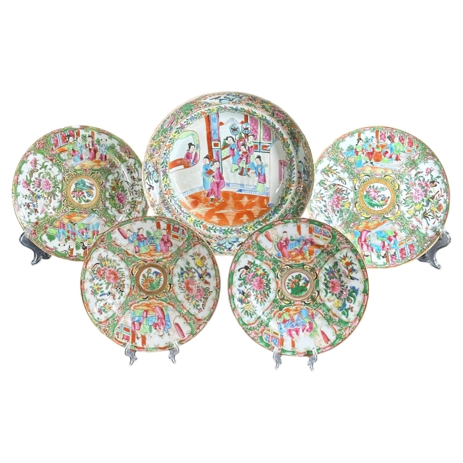 c. 1850-1890 Juego de 5 Platos chinos con Medallón Rosa Famille - Dinastía Qing