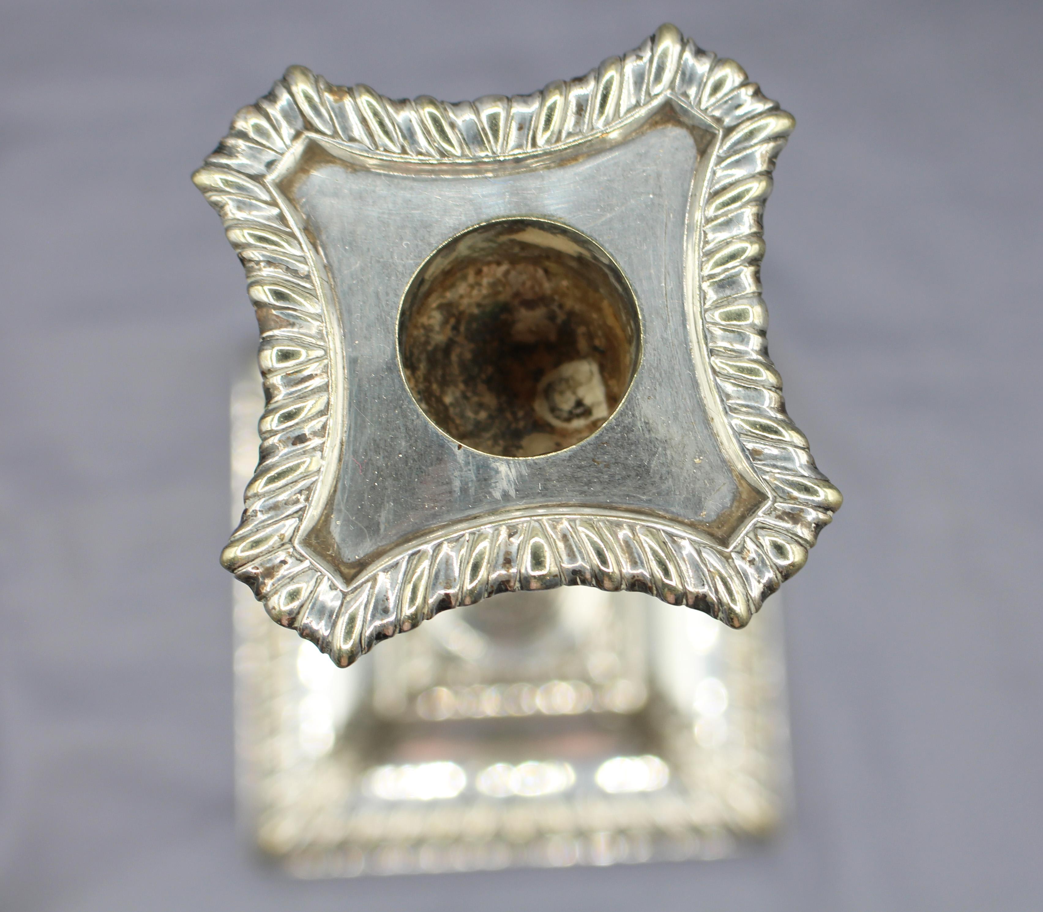 C. 1853-1867 English Pair of Silver Plate on Copper Armorial Candlesticks In Good Condition For Sale In Chapel Hill, NC