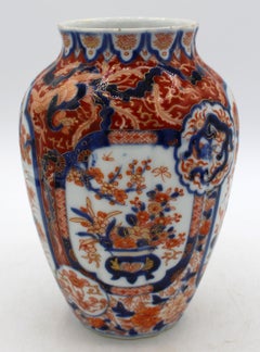 c. 1860-80 Meiji Period Japanese Imari Vase