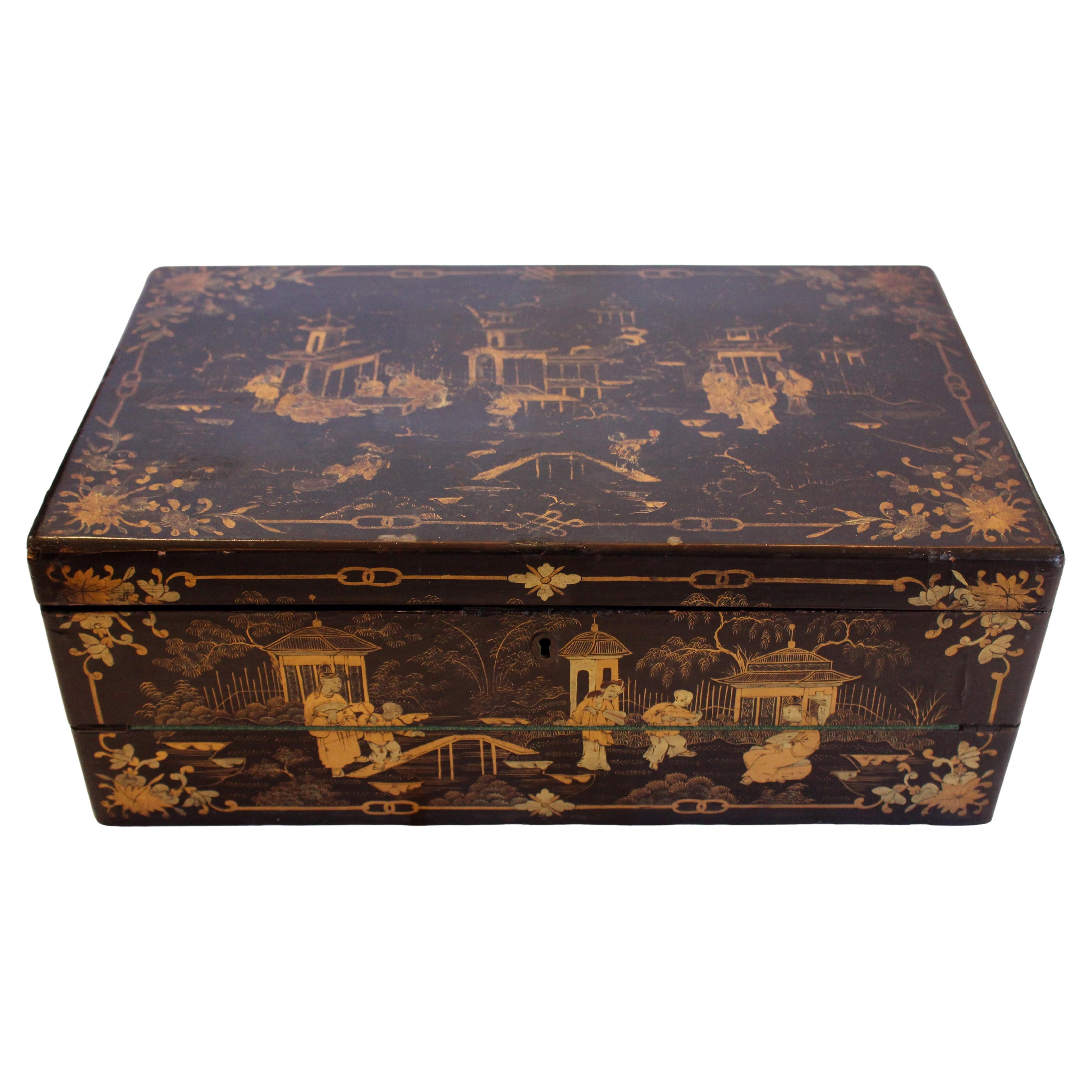 c. 1860 Chinesischer Lack auf Wood Writing Slope