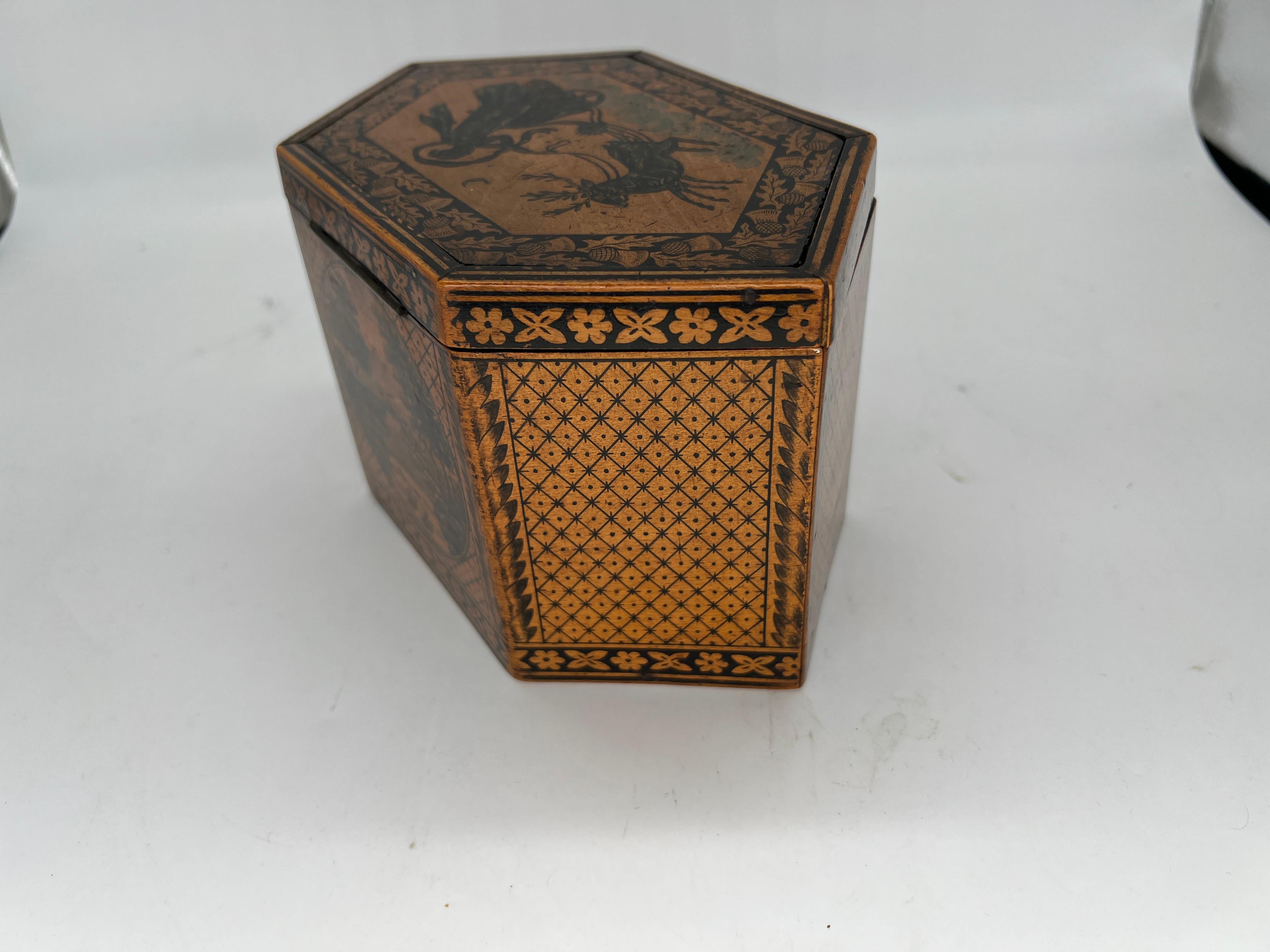 Noyer Boîte à thé Regency anglaise ancienne Tunbridge Ware & Penwork datant de 1870 en vente