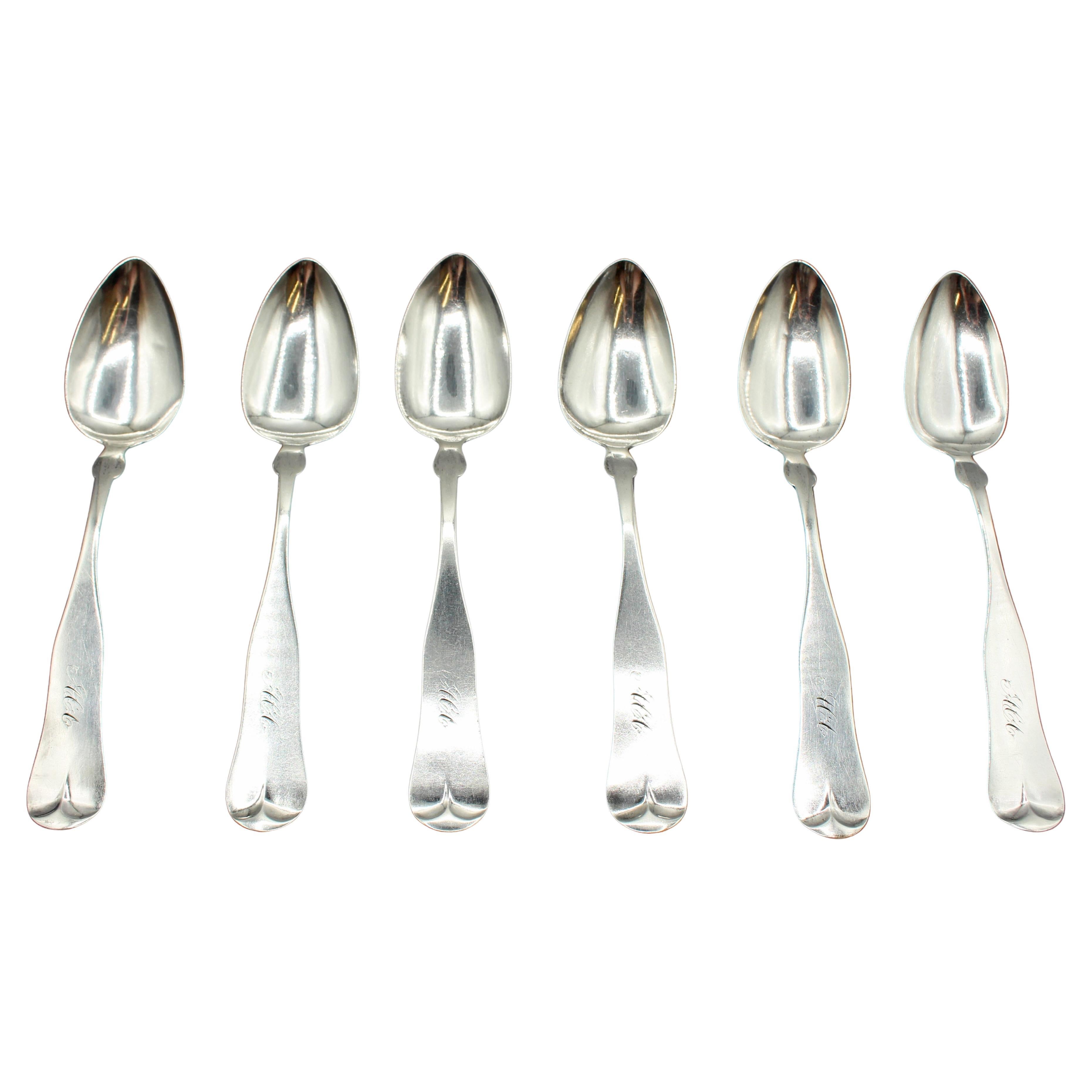C. 1873-75 Ensemble de six cuillères à soupe en argent monnayé par W E Taber, Providence, RI en vente
