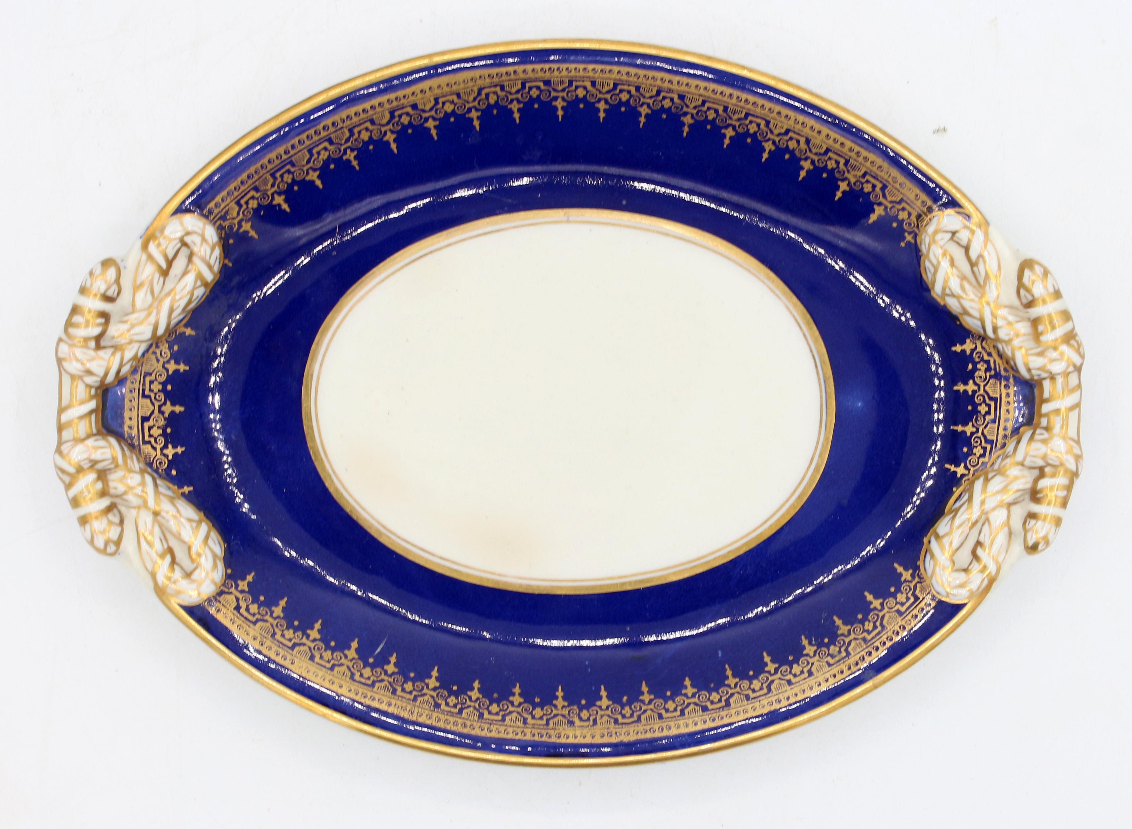 c. 1880 Sopera cubierta de Ashworth Ironstone con bandeja inferior Movimiento estético en venta