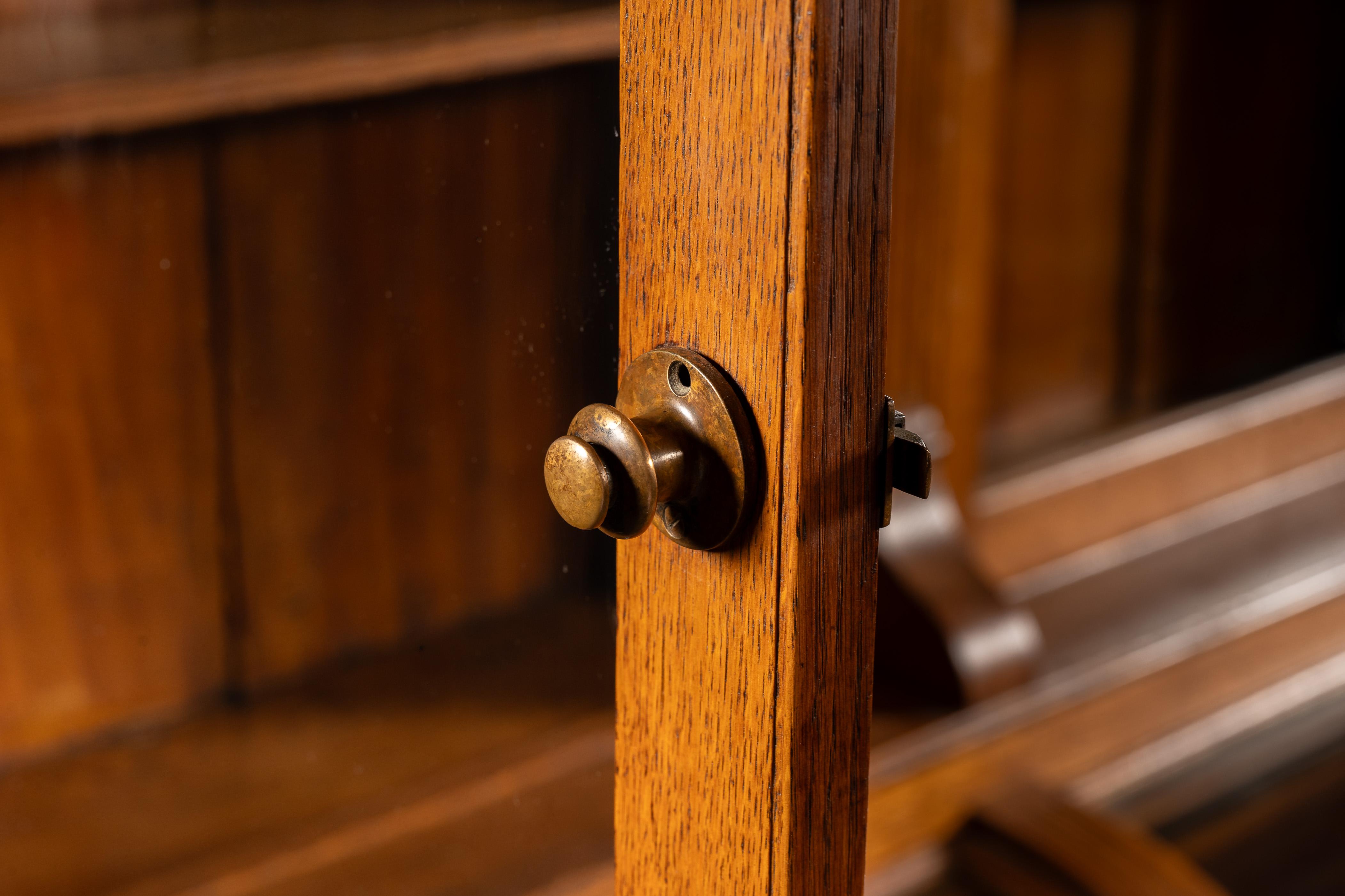 c. 1885 High Victorian Oak Jewelry Store Display Cabinet im Angebot 4