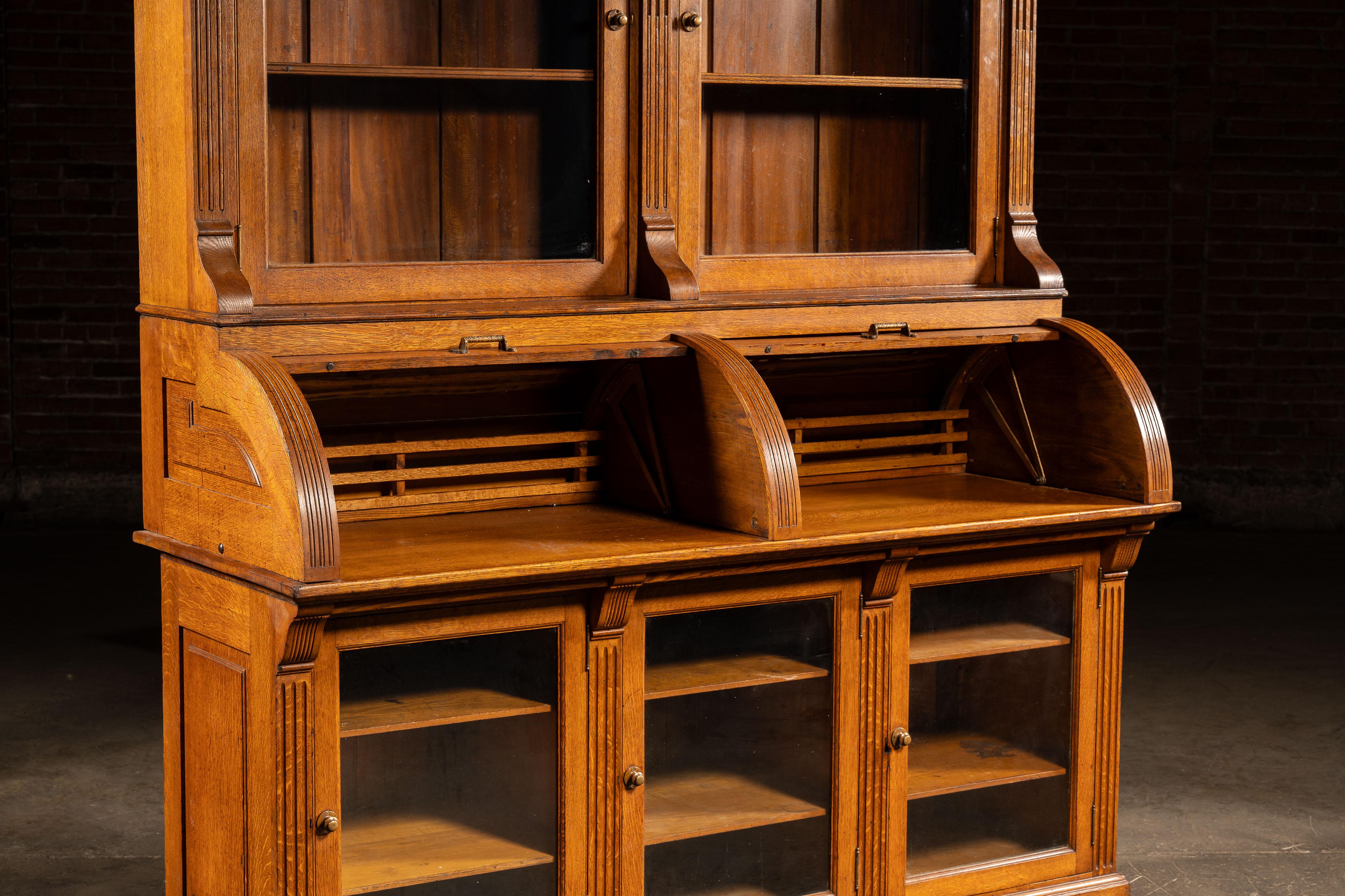 c. 1885 High Victorian Oak Jewelry Store Display Cabinet im Angebot 2