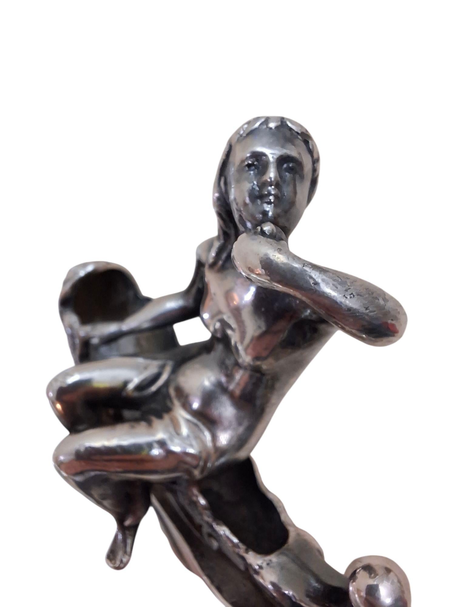 C. 1890 Middletown Silverplate Serving Tray w/ Figural Handles For Sale 6