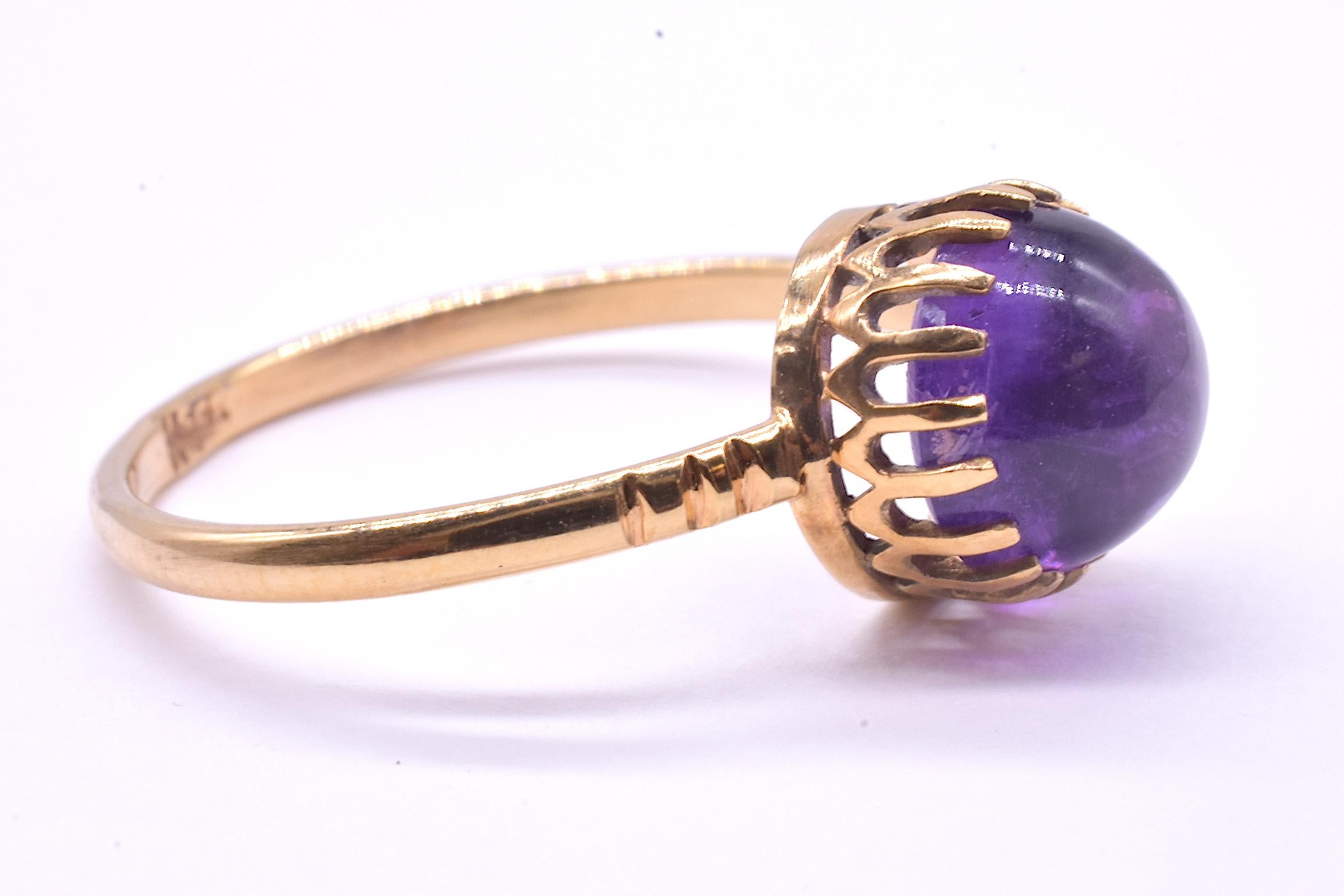 Women's C. 1900 15K Cabochon Amethyst Single Stone Ring For Sale