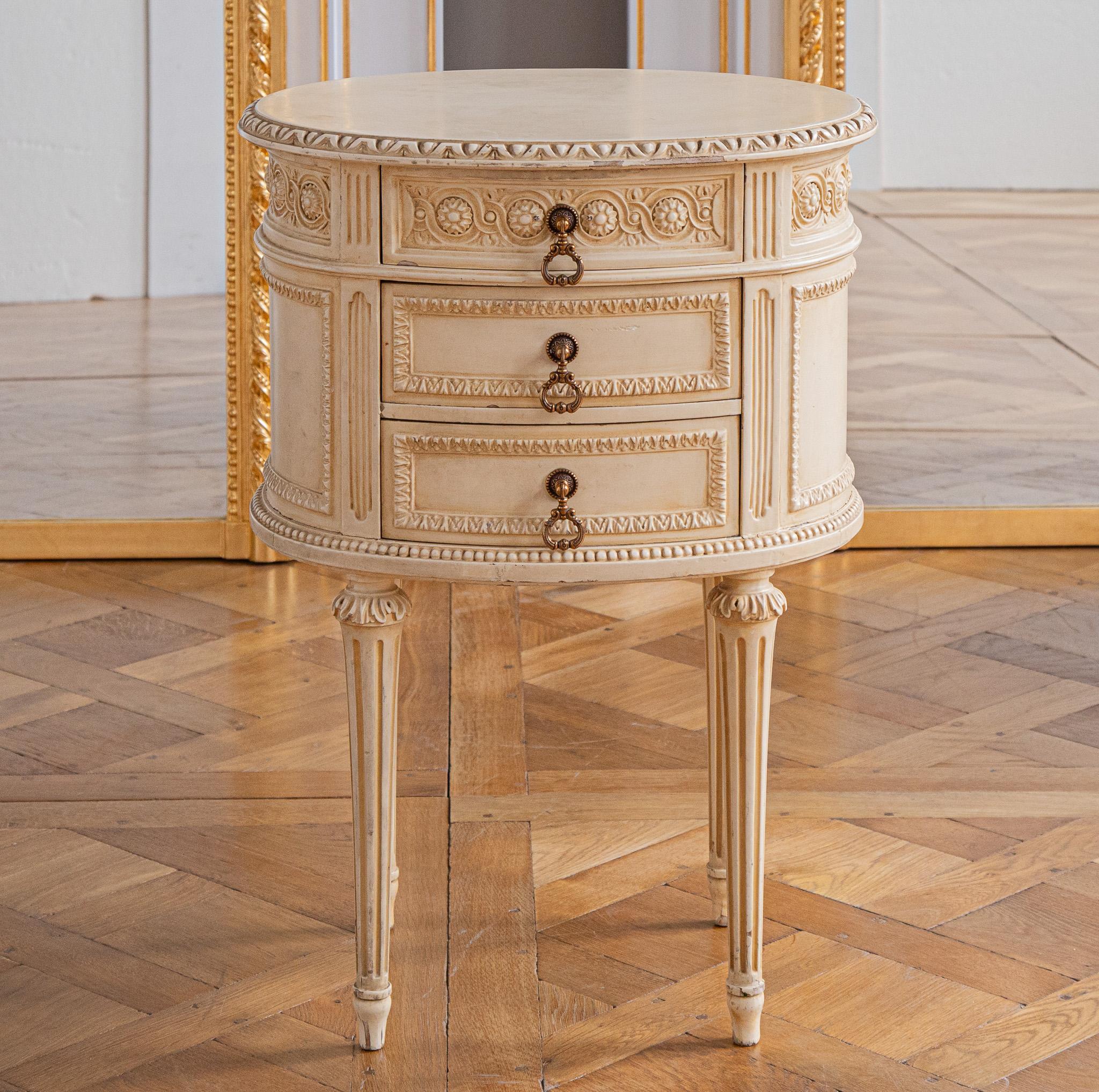 C 1900 French Antique Pair Of Painted Oval Bedside Tables In Louis XVI Style 1