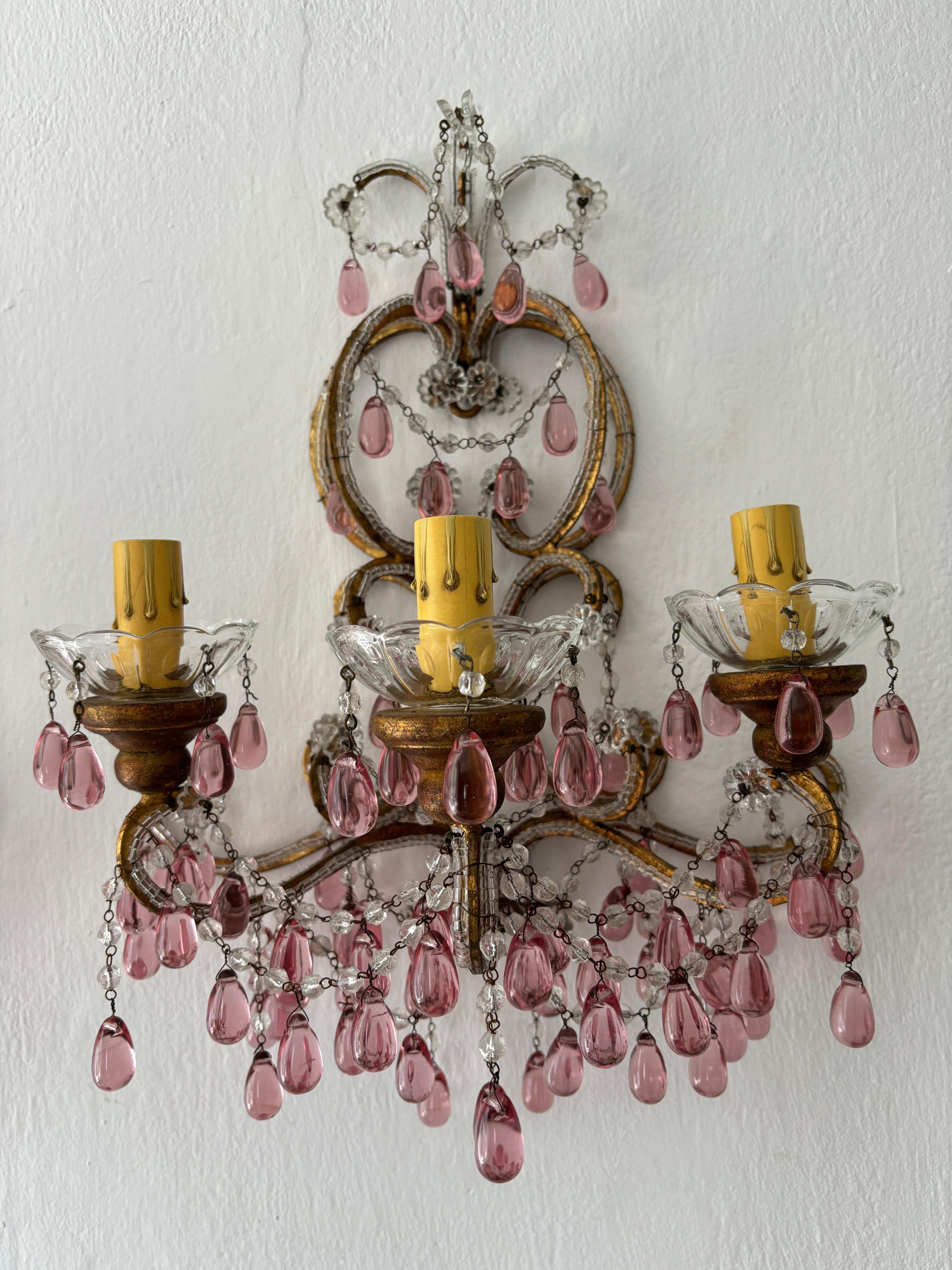 Francese C.1900 francese con perline, estremamente raro, gocce rosa mirtillo di Murano, lampade a stelo caricate in vendita