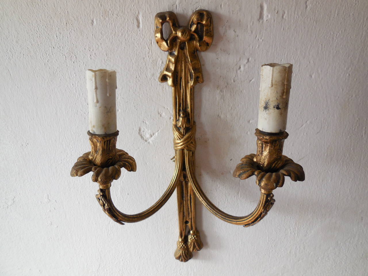French Cast Bronze Bows & Tassels Sconces, circa 1900 For Sale 5