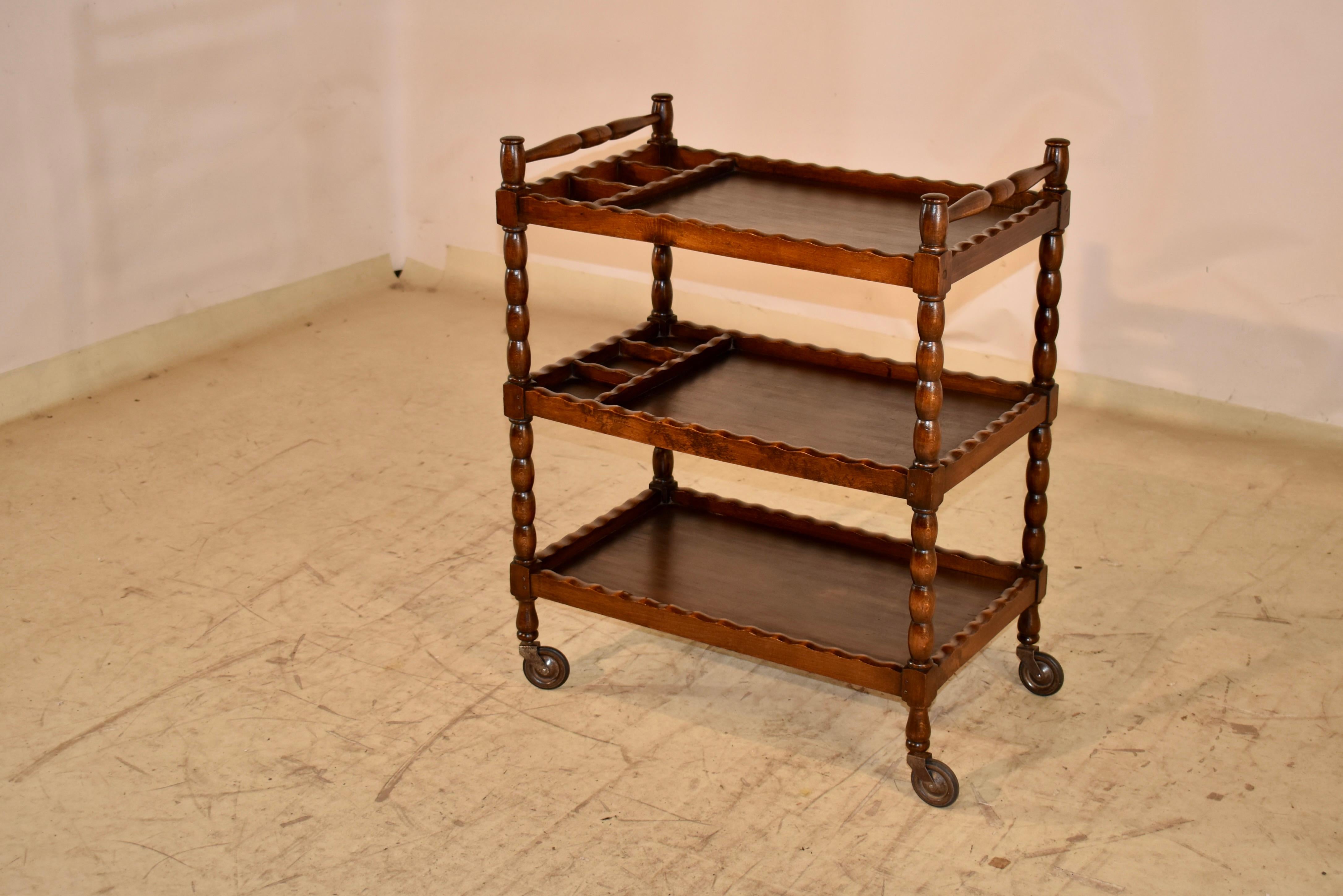 Tourné C. 1900 Chariot de bar en Oak Oak français en vente
