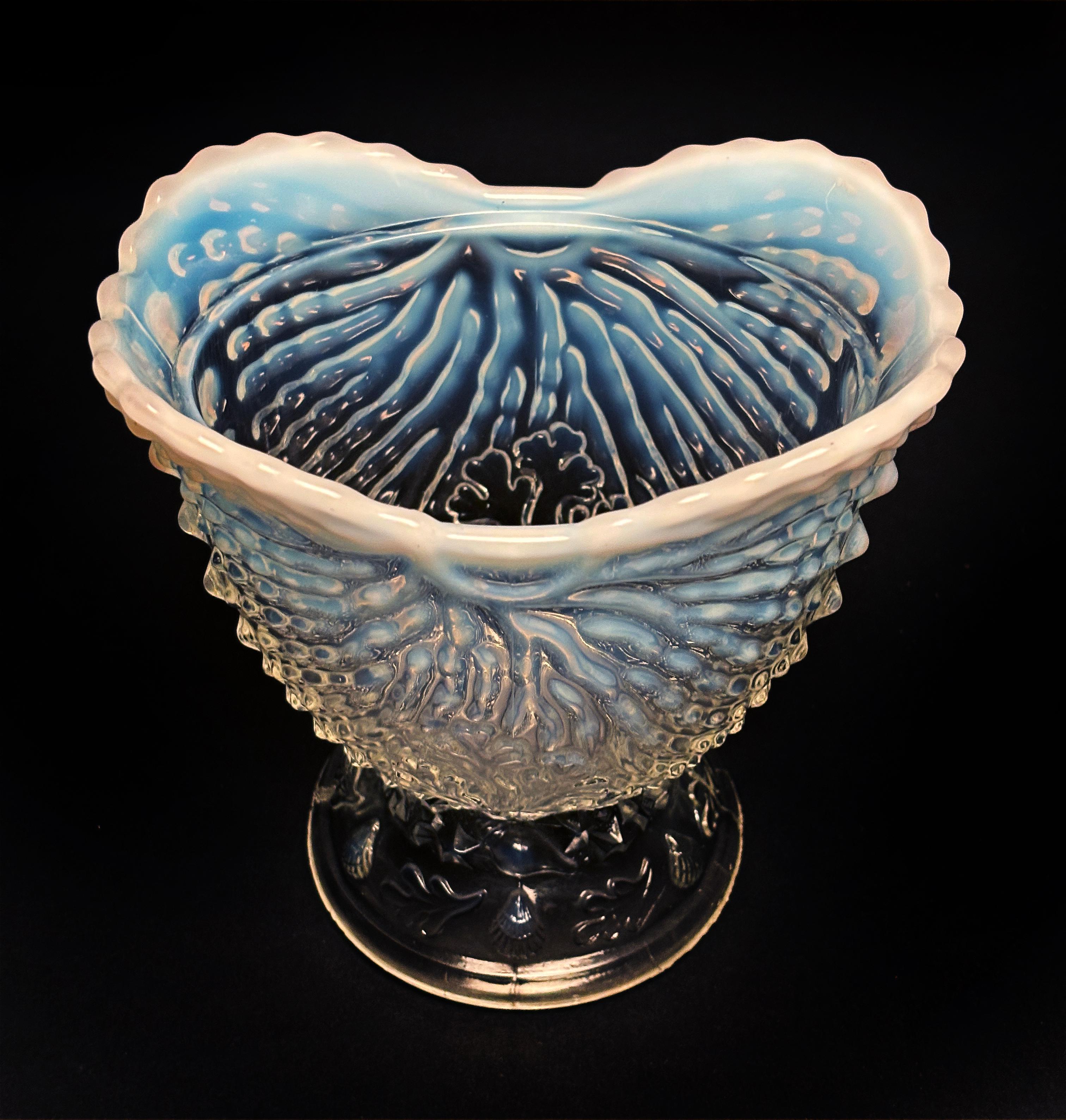 Opalisierende Nautilus-Zuckerschale von Northwood, um 1900 (amerikanisch) im Angebot