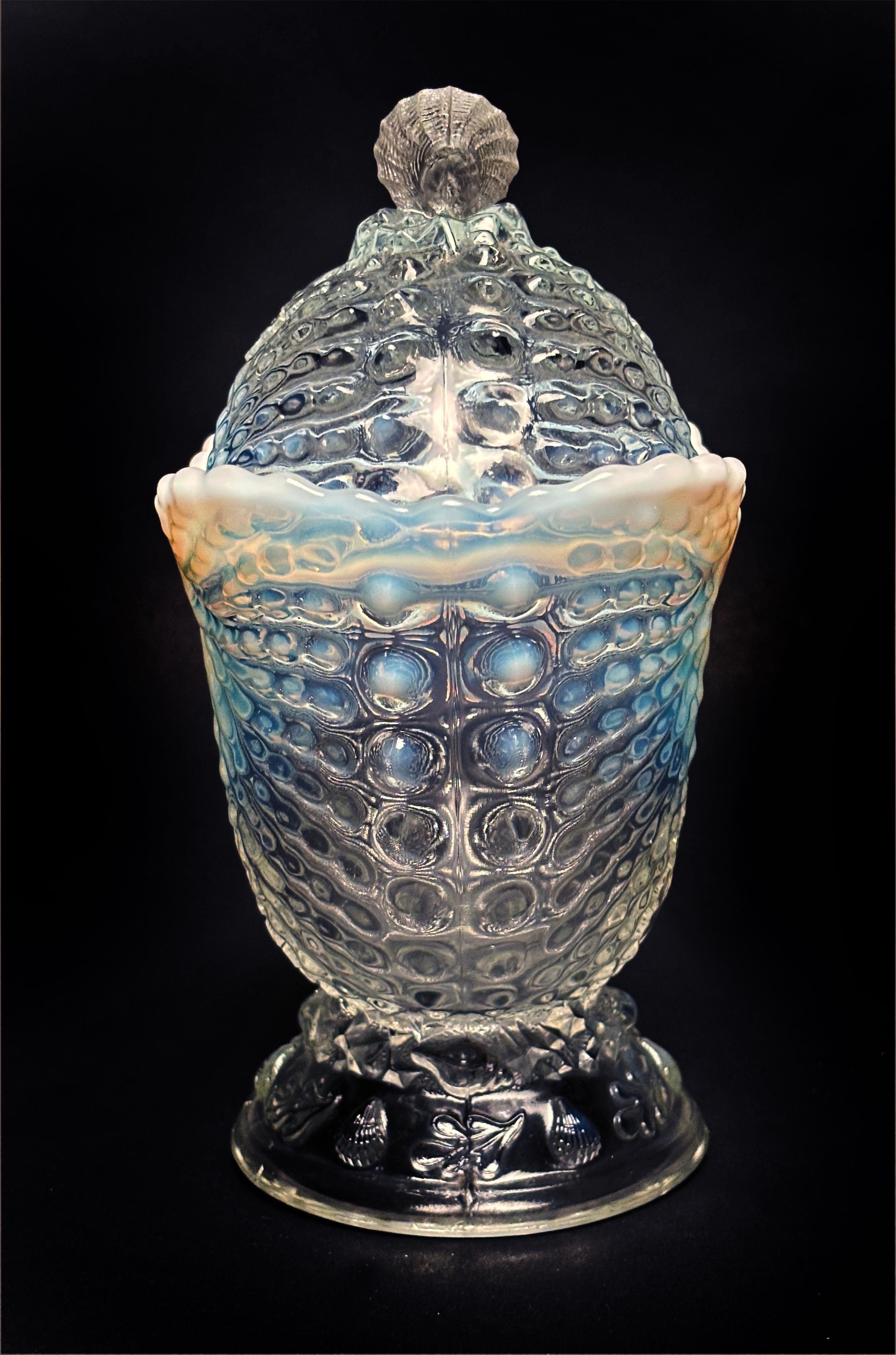 Opalisierende Nautilus-Zuckerschale von Northwood, um 1900 (20. Jahrhundert) im Angebot
