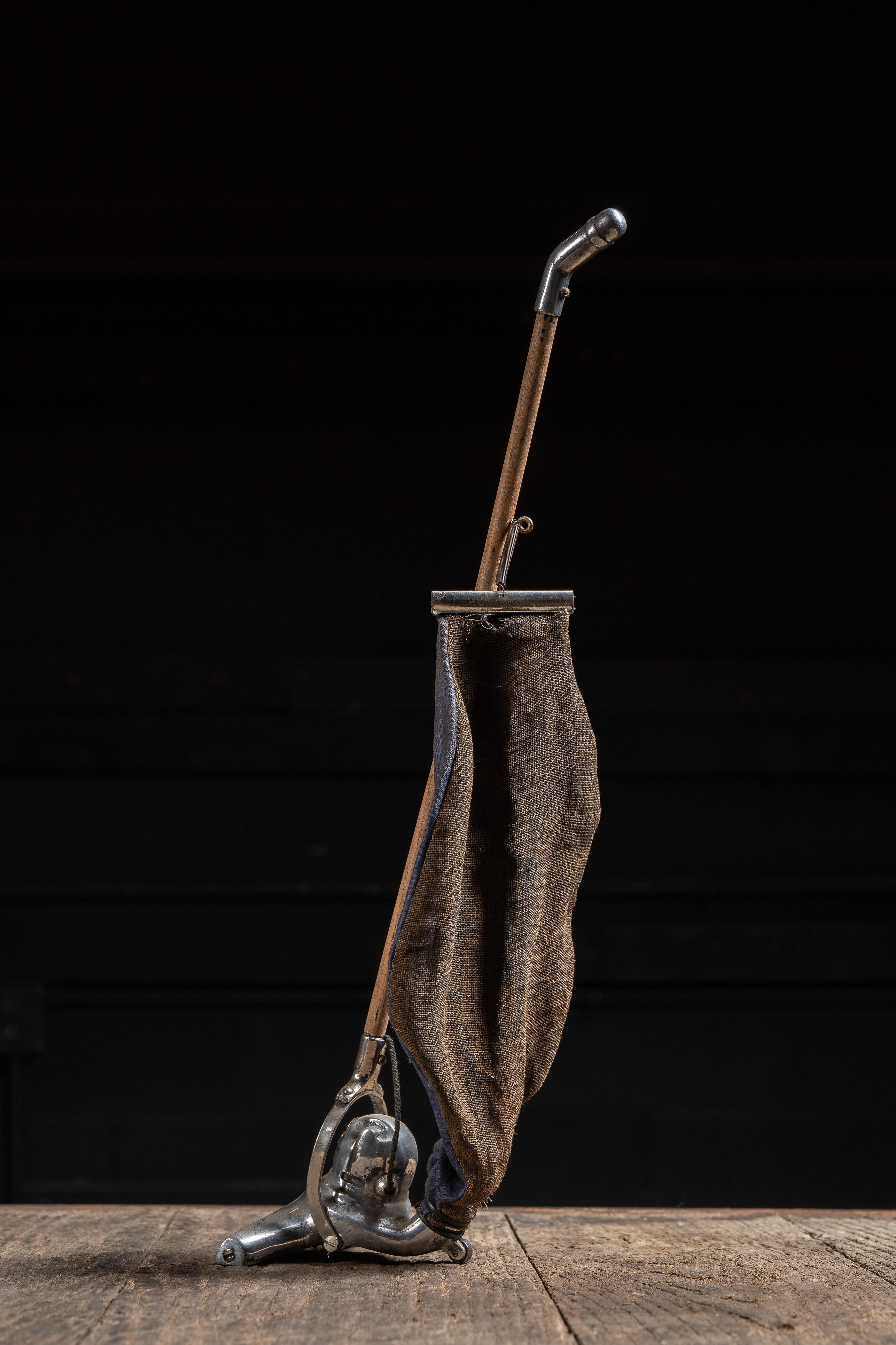 American c. 1910 Frantz Premier Salesman Sample Vacuum Sweeper For Sale