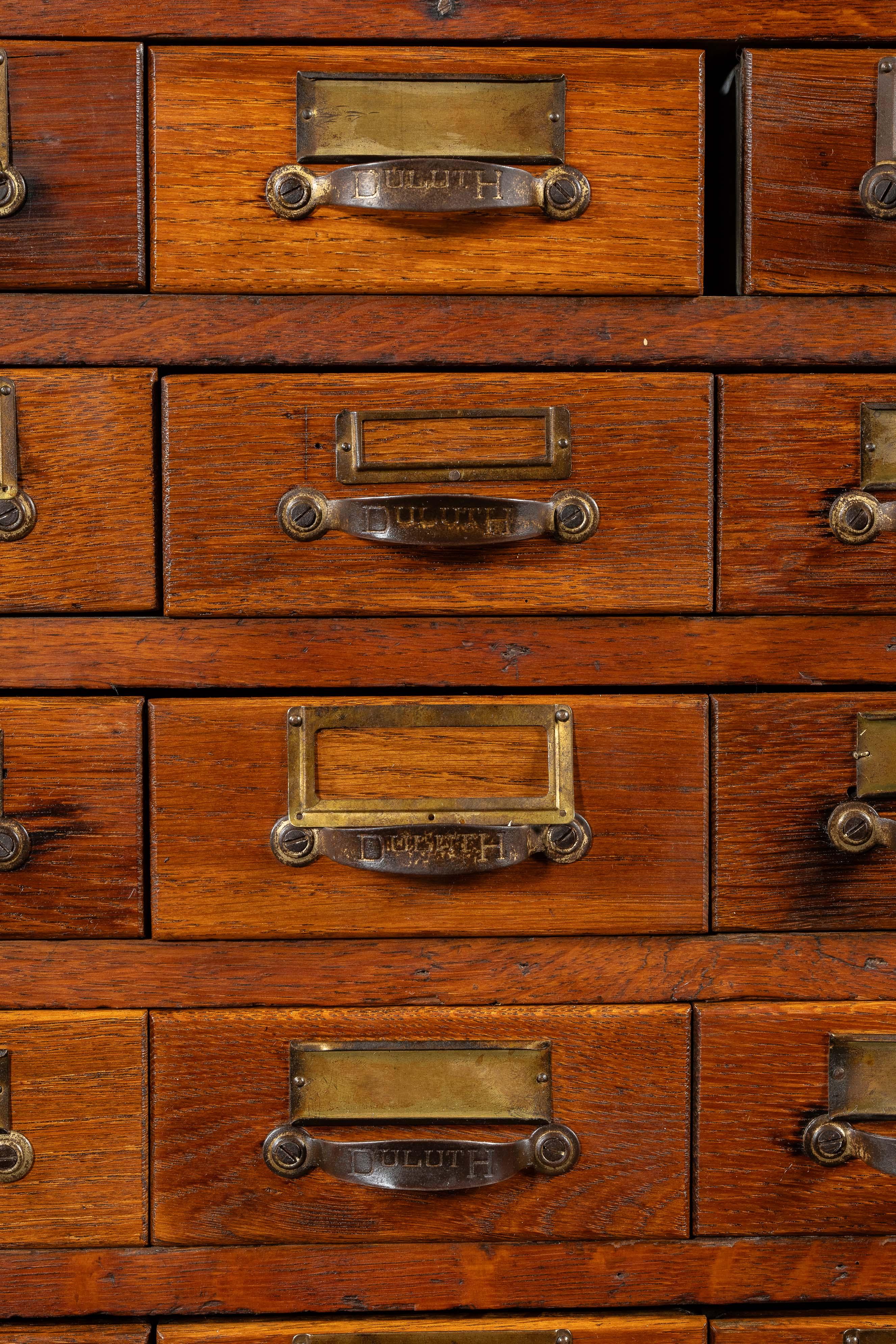 c. 1910 Massive 266-Drawer Duluth Parts Cabinet in vendita 4