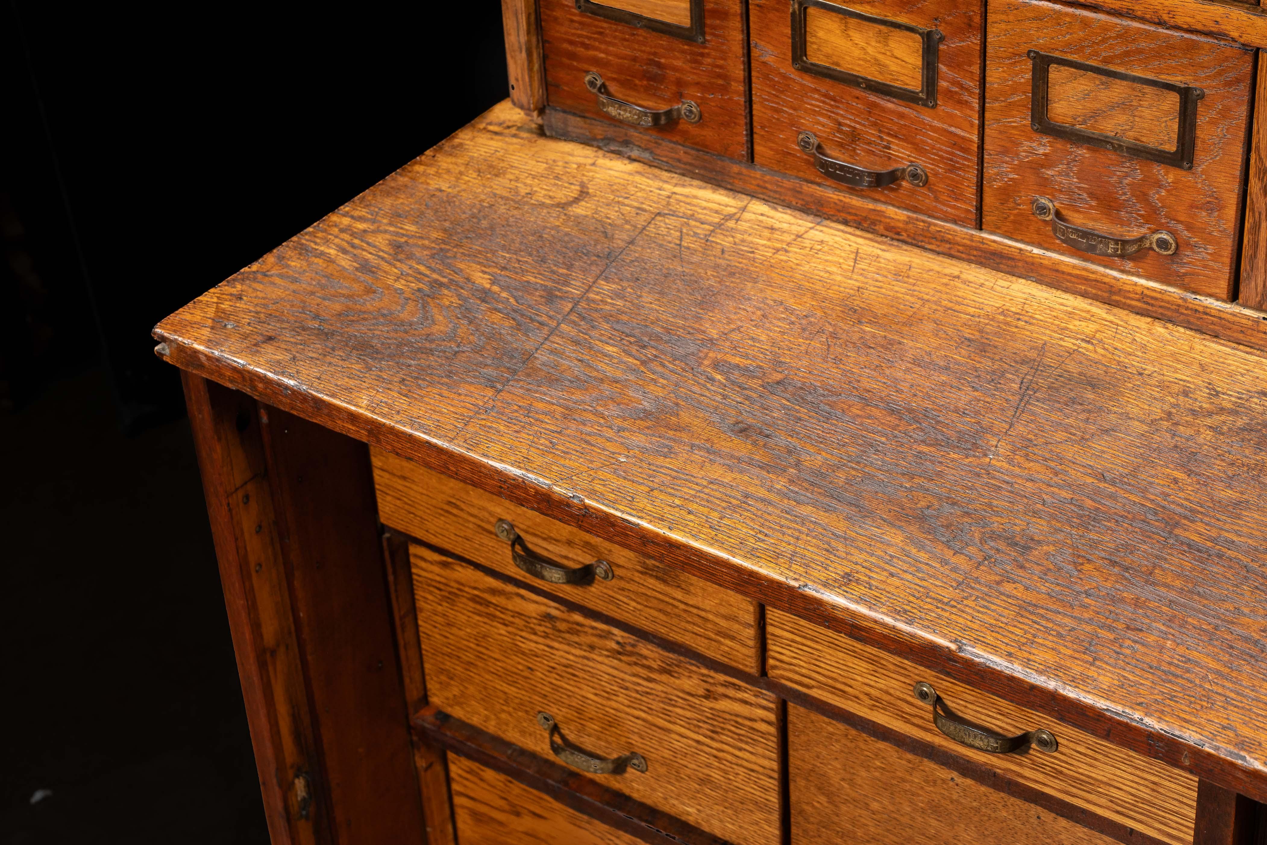 c. 1910 Massive 266-Drawer Duluth Parts Cabinet in vendita 7