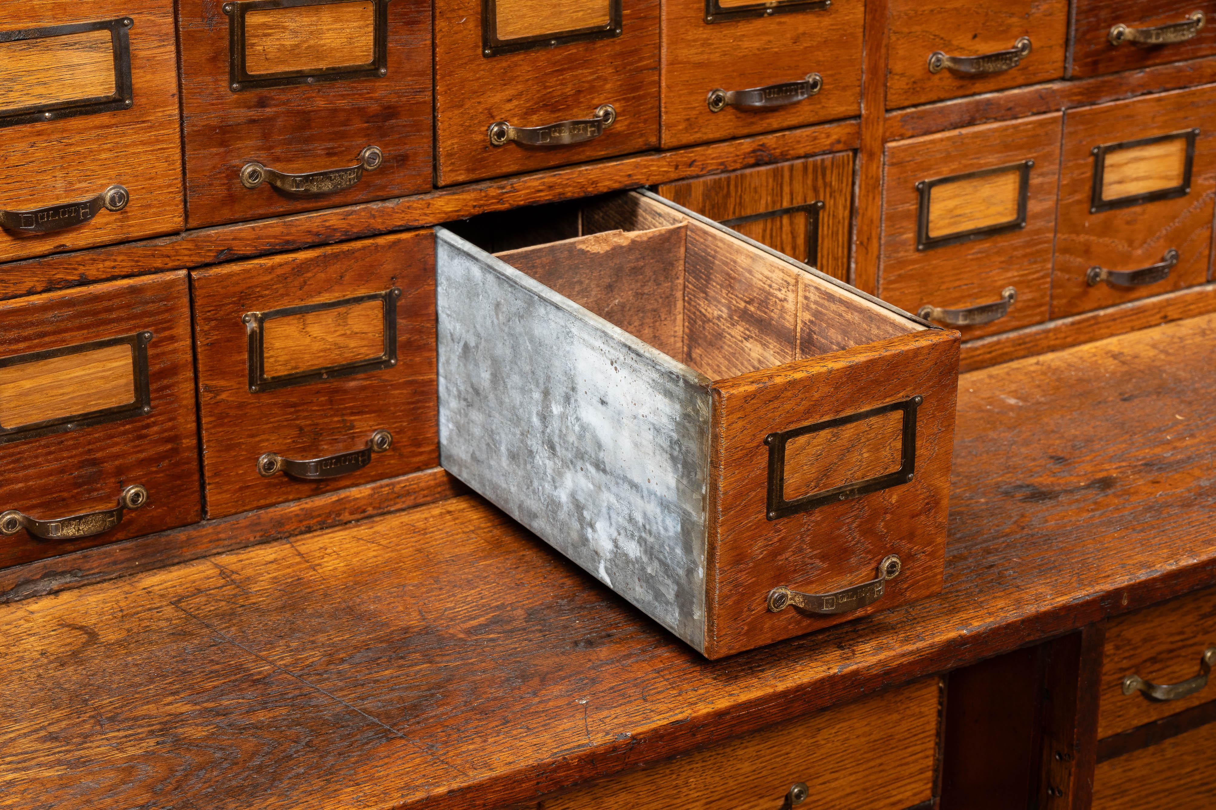 Inizio XX secolo c. 1910 Massive 266-Drawer Duluth Parts Cabinet in vendita