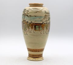 C. 1912-1926 Japanische Satsuma-Vase der Taisho-Periode aus der Kyokuzan-Werkstatt