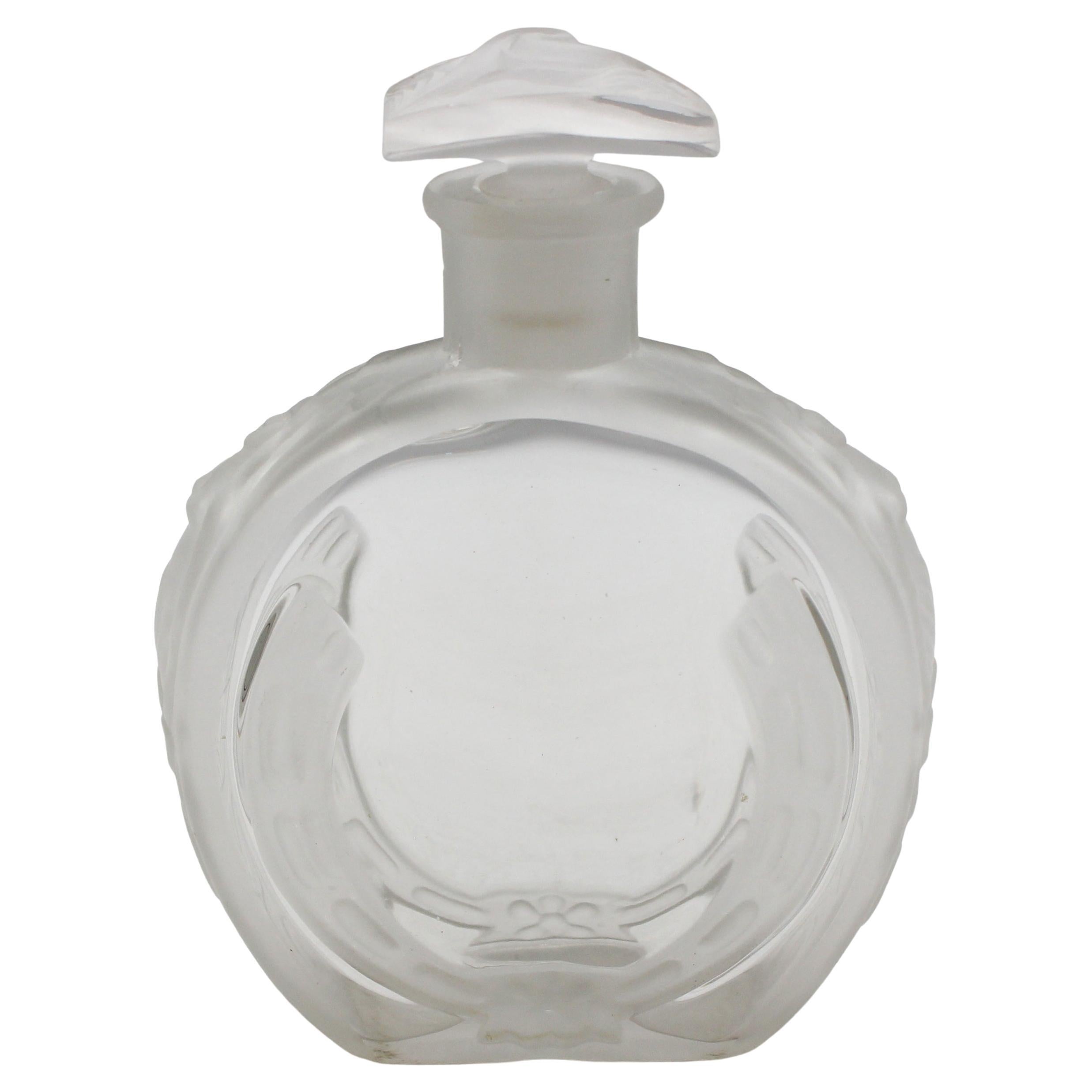C. Bottiglia di profumo in vetro francese del 1915-25 per Rigaud "Un Air Embaume