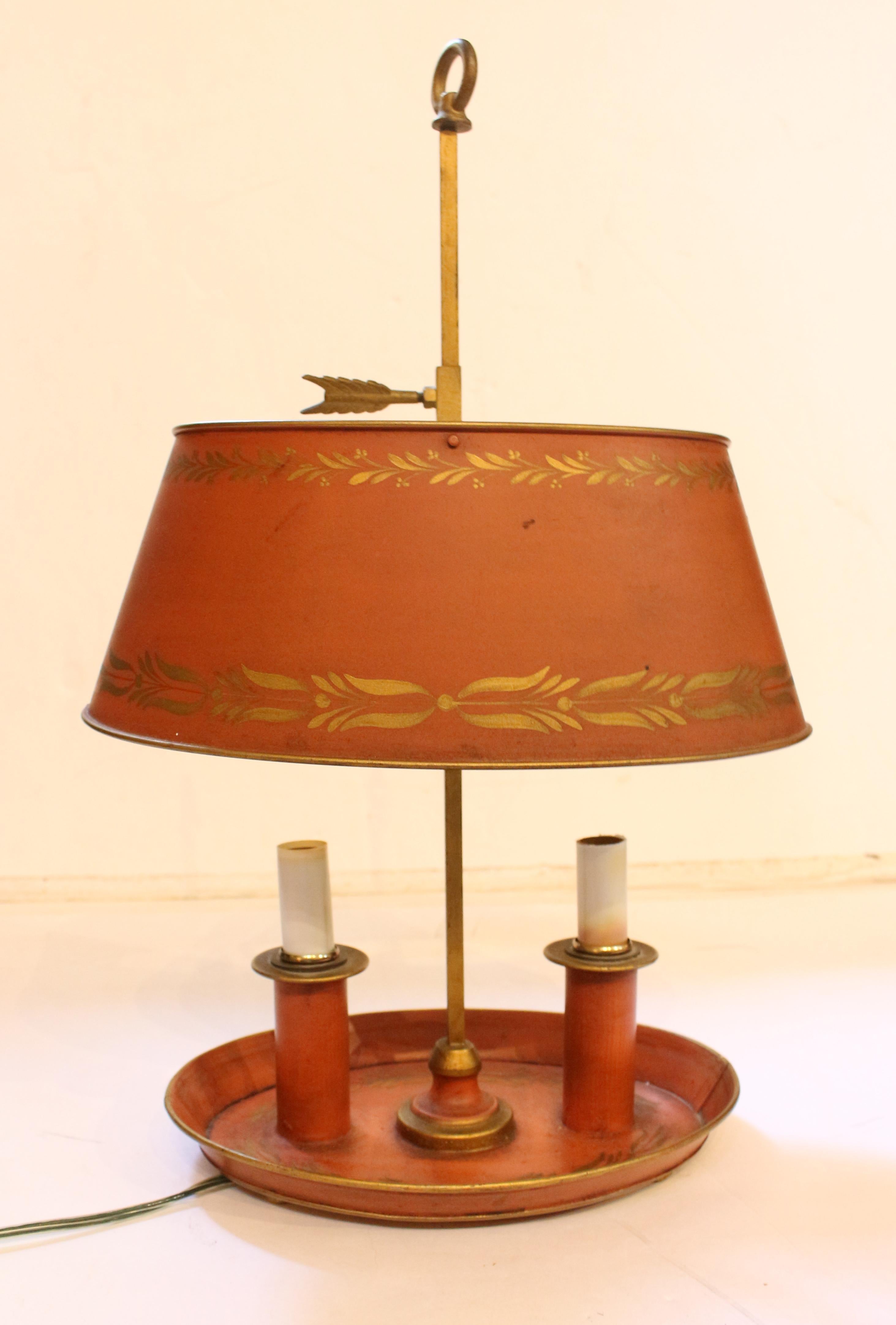 C. 1920-30s French Tole Bouillotte Lamp For Sale 3