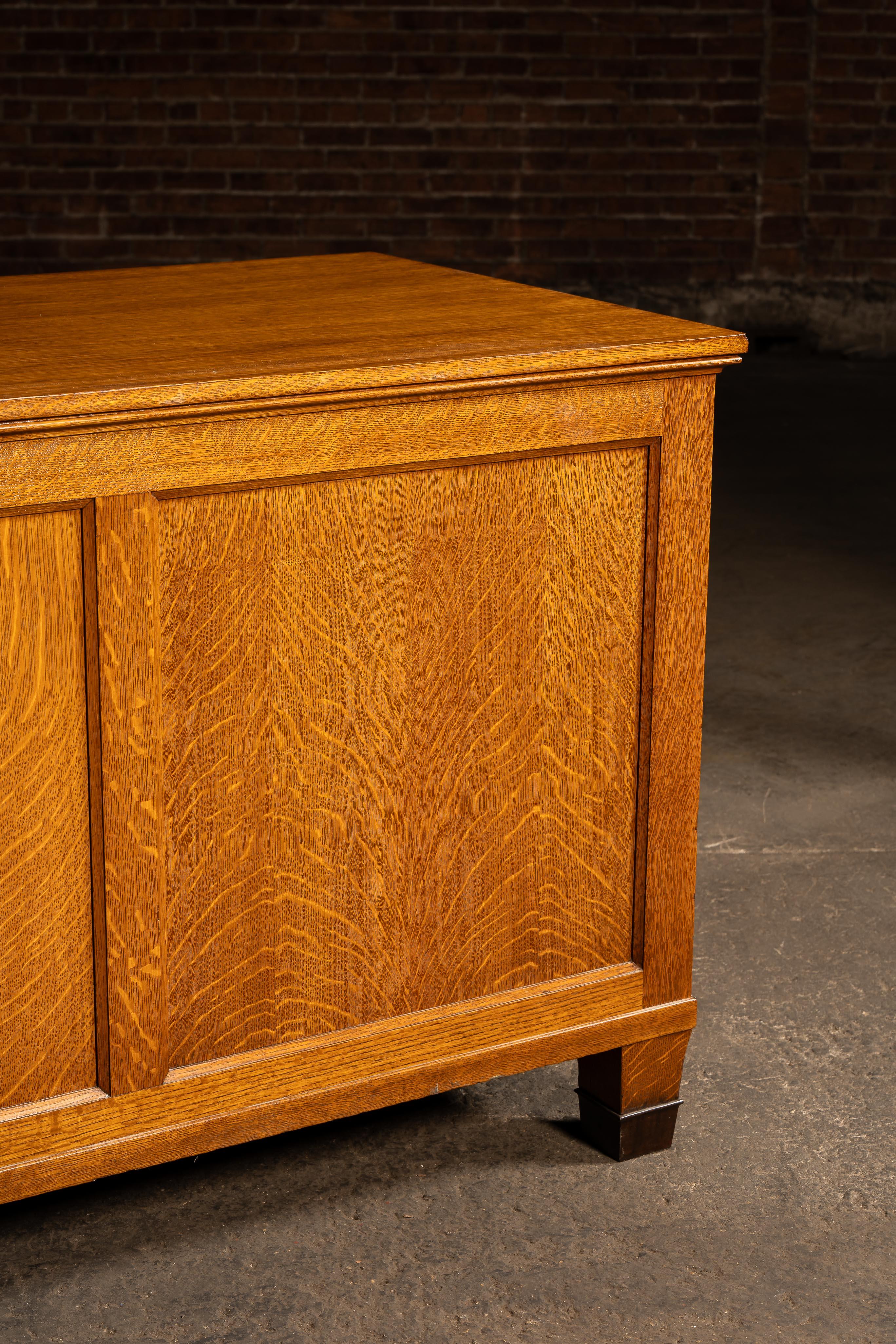 c. Isola da cucina Barrister del 1920, arte e artigianato in vendita 3