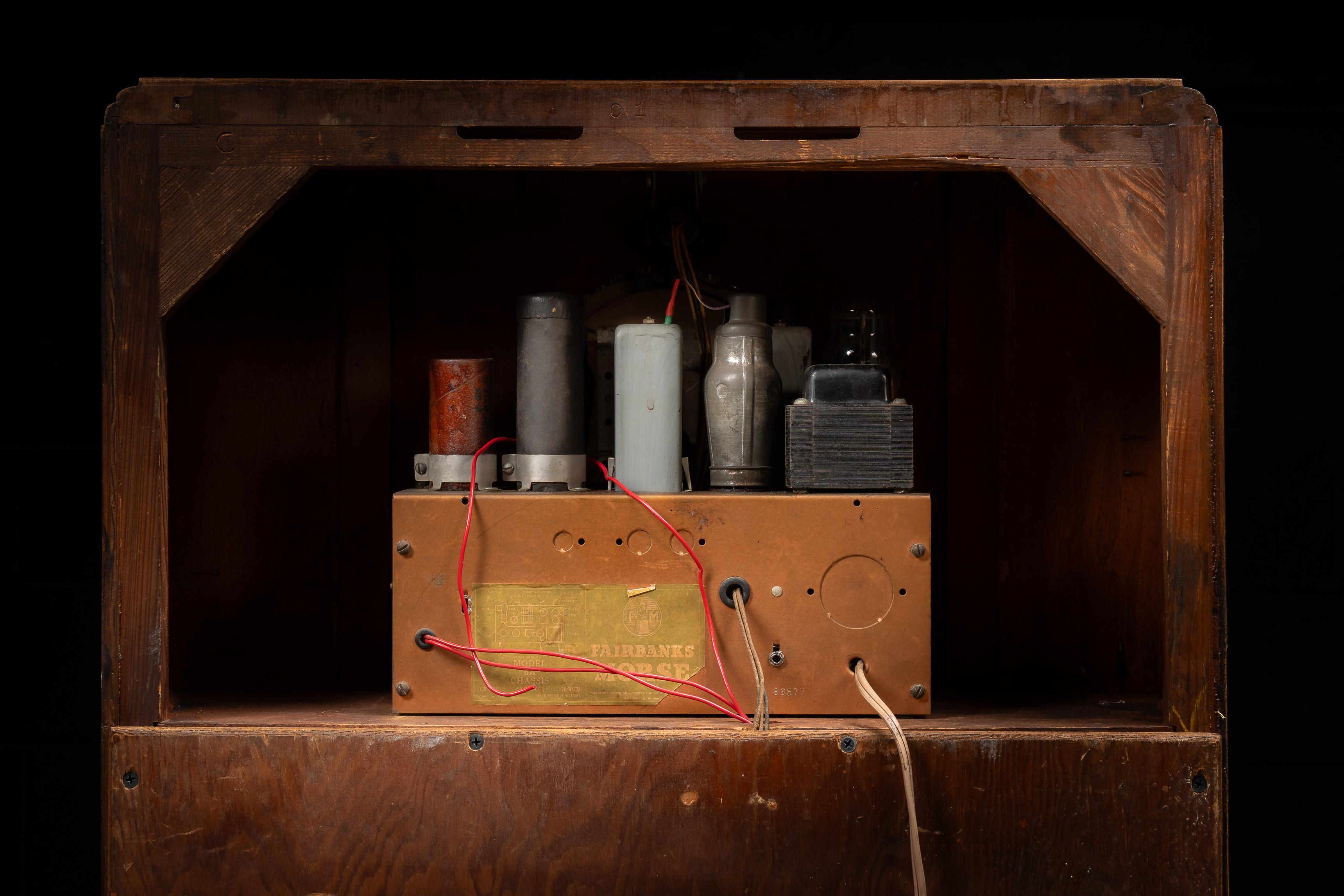 c. 1930 Model No. 6AC-1 Radio with Magic Eye by Fairbanks-Morse en vente 3