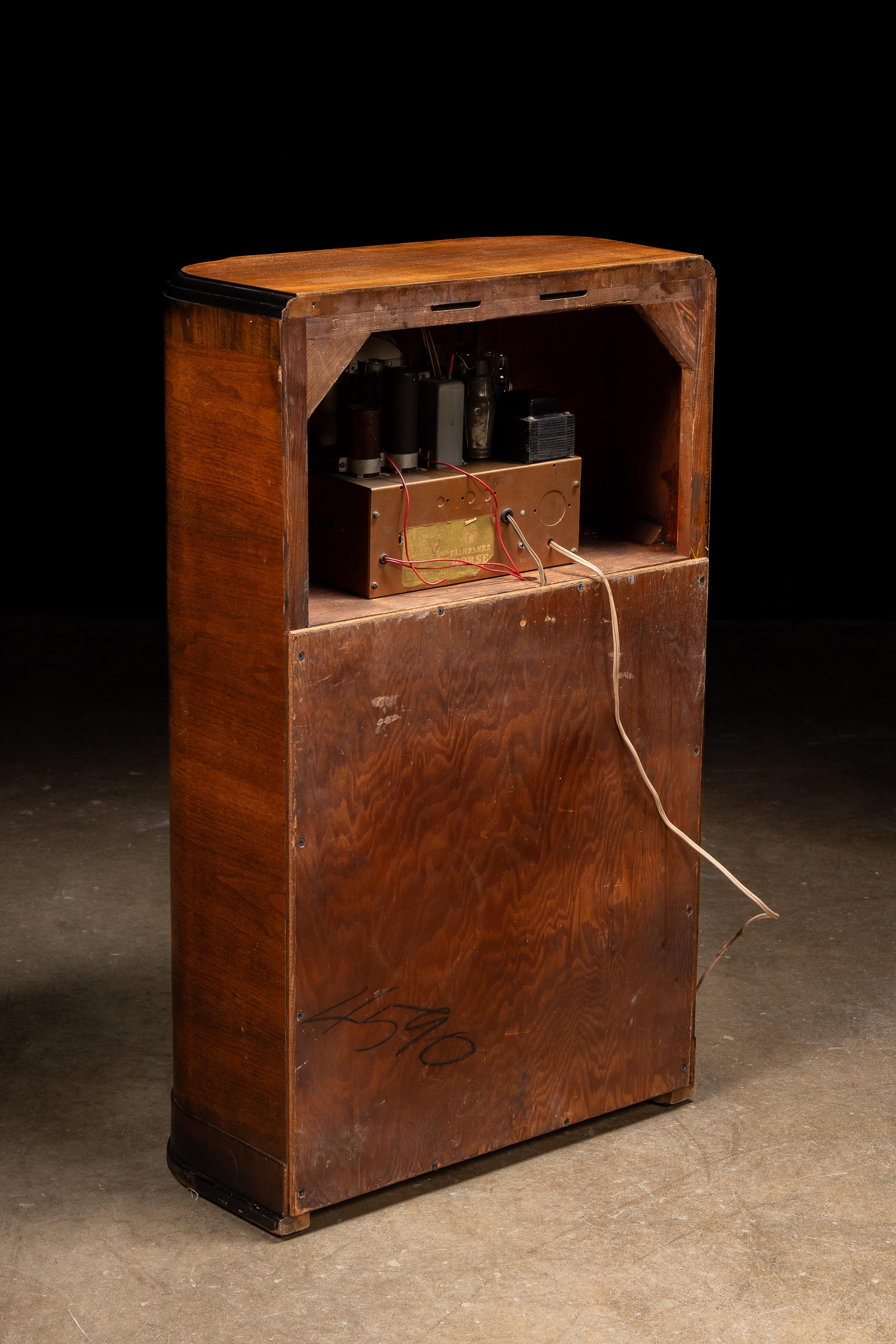 c. 1930 Model No. 6AC-1 Radio with Magic Eye by Fairbanks-Morse en vente 1
