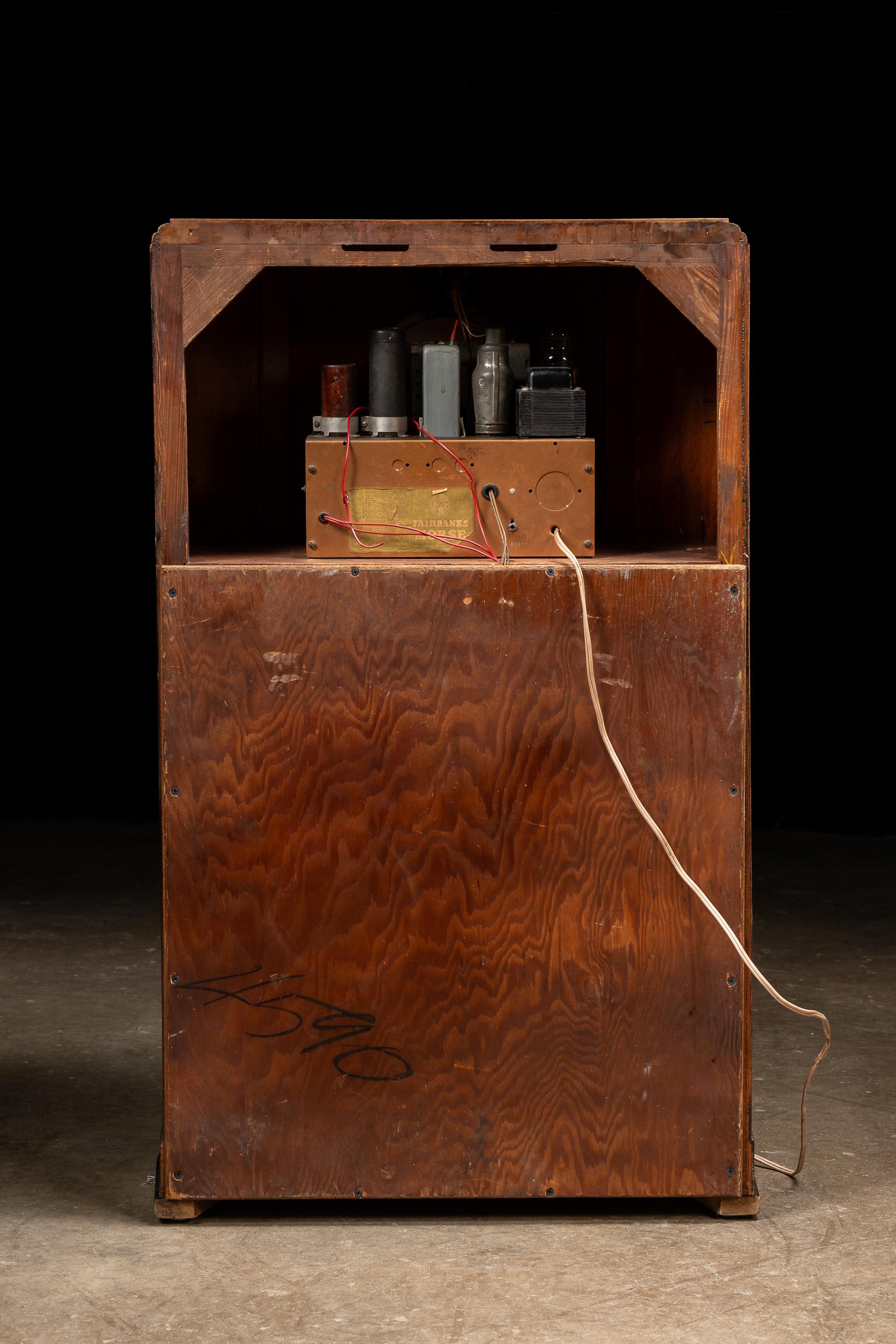 c. 1930 Model No. 6AC-1 Radio with Magic Eye by Fairbanks-Morse en vente 2