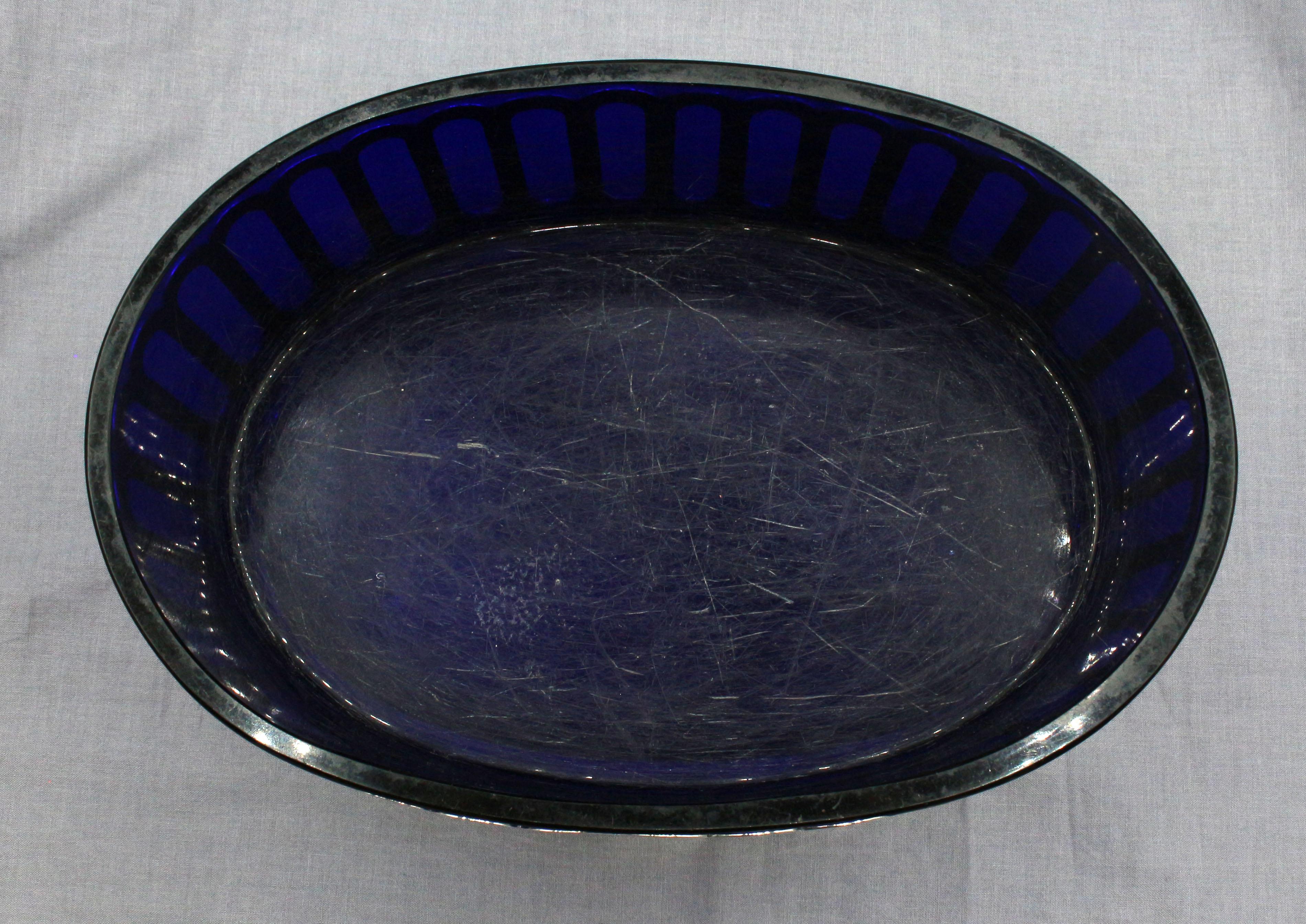 c. 1930s Art Deco Cobalt Glass & Silver Plated Serving Dish In Good Condition For Sale In Chapel Hill, NC
