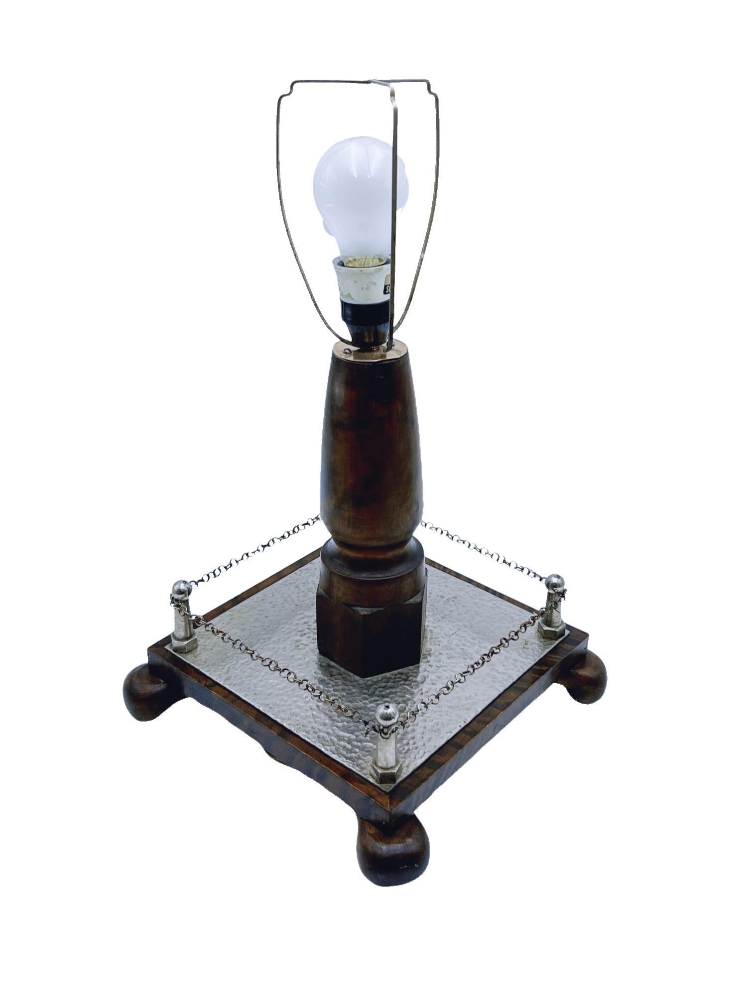c. 1940s Arts & Crafts Hand-Crafted Table Lamp in Natural Birch - Unique Design en vente 2
