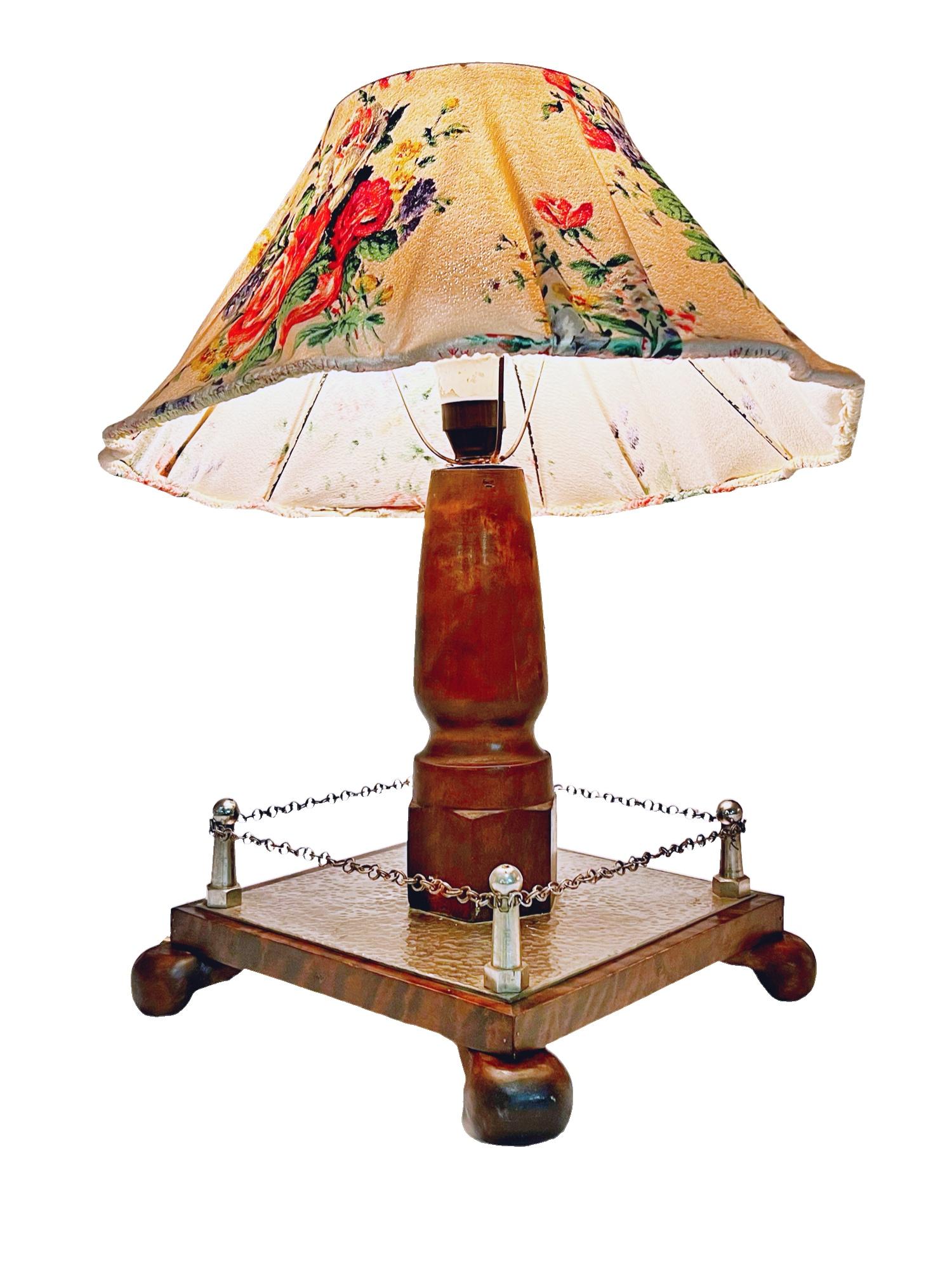 Fait main c. 1940s Arts & Crafts Hand-Crafted Table Lamp in Natural Birch - Unique Design en vente