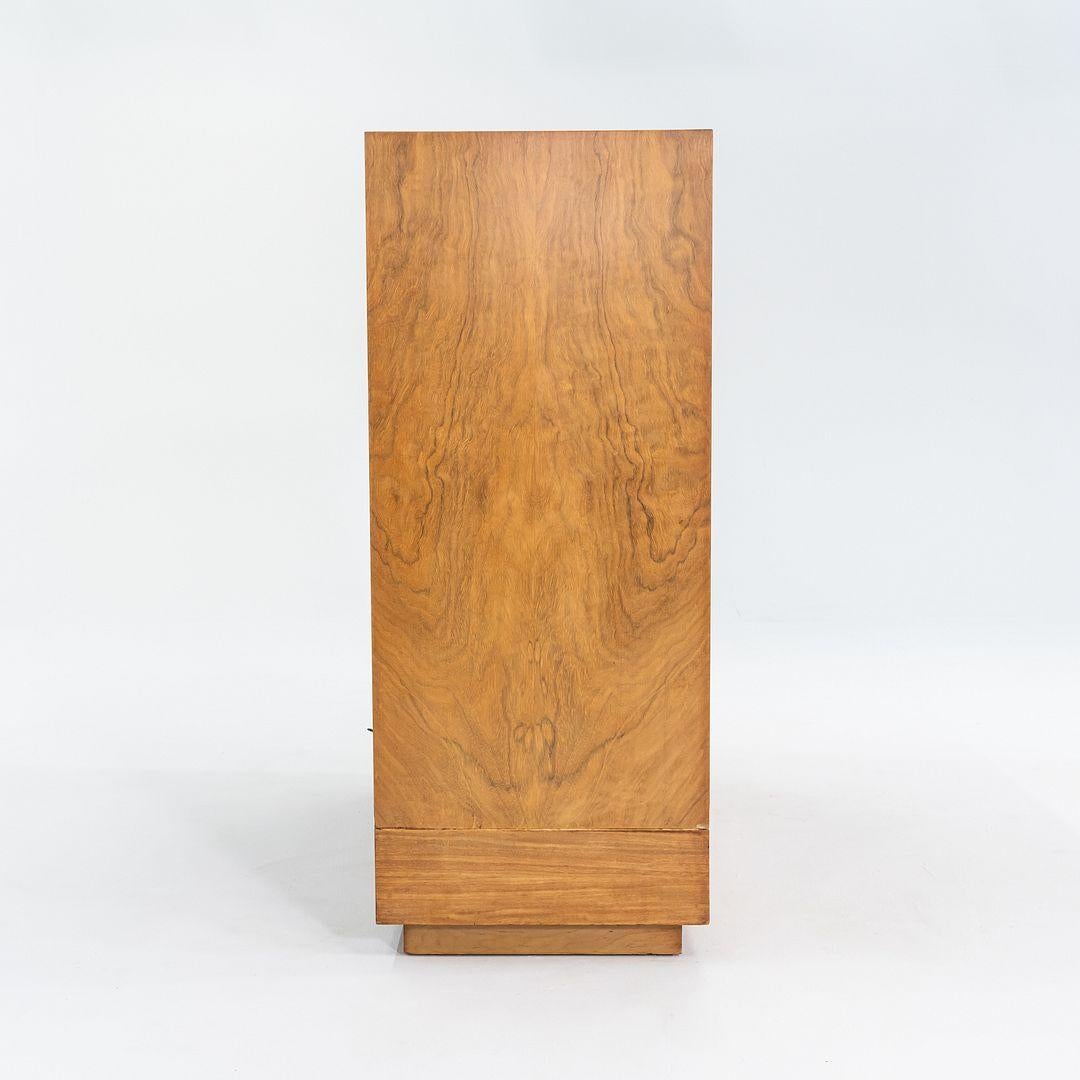 Armoire Paldao Gilbert Rohde pour Herman Miller avec portes en verre coulissantes, vers 1941 en vente 3