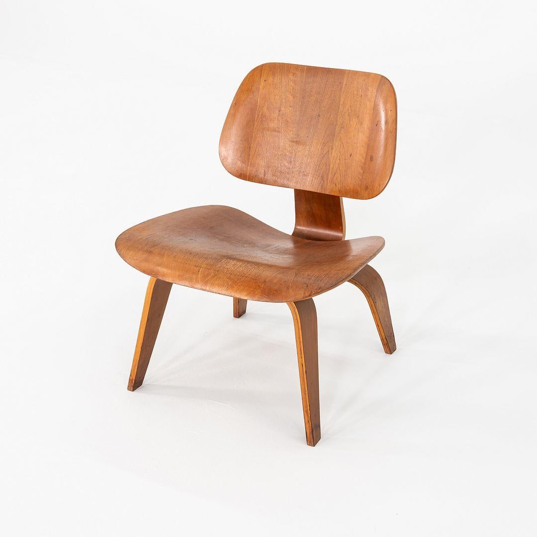C. 1947 Herman Miller Evans Eames LCW Lounge Chair in Walnut 5