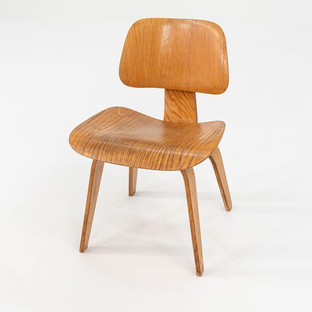Moderno C. 1948 Set di 4 sedie da pranzo Evans Herman Miller Eames DCW in frassino calico in vendita