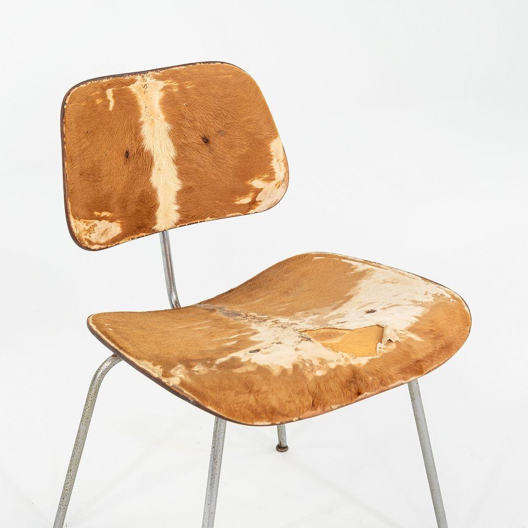 C. 1949 Sedia da pranzo Evans Eames DCM con tappezzeria originale in pelo e pelle in vendita 5