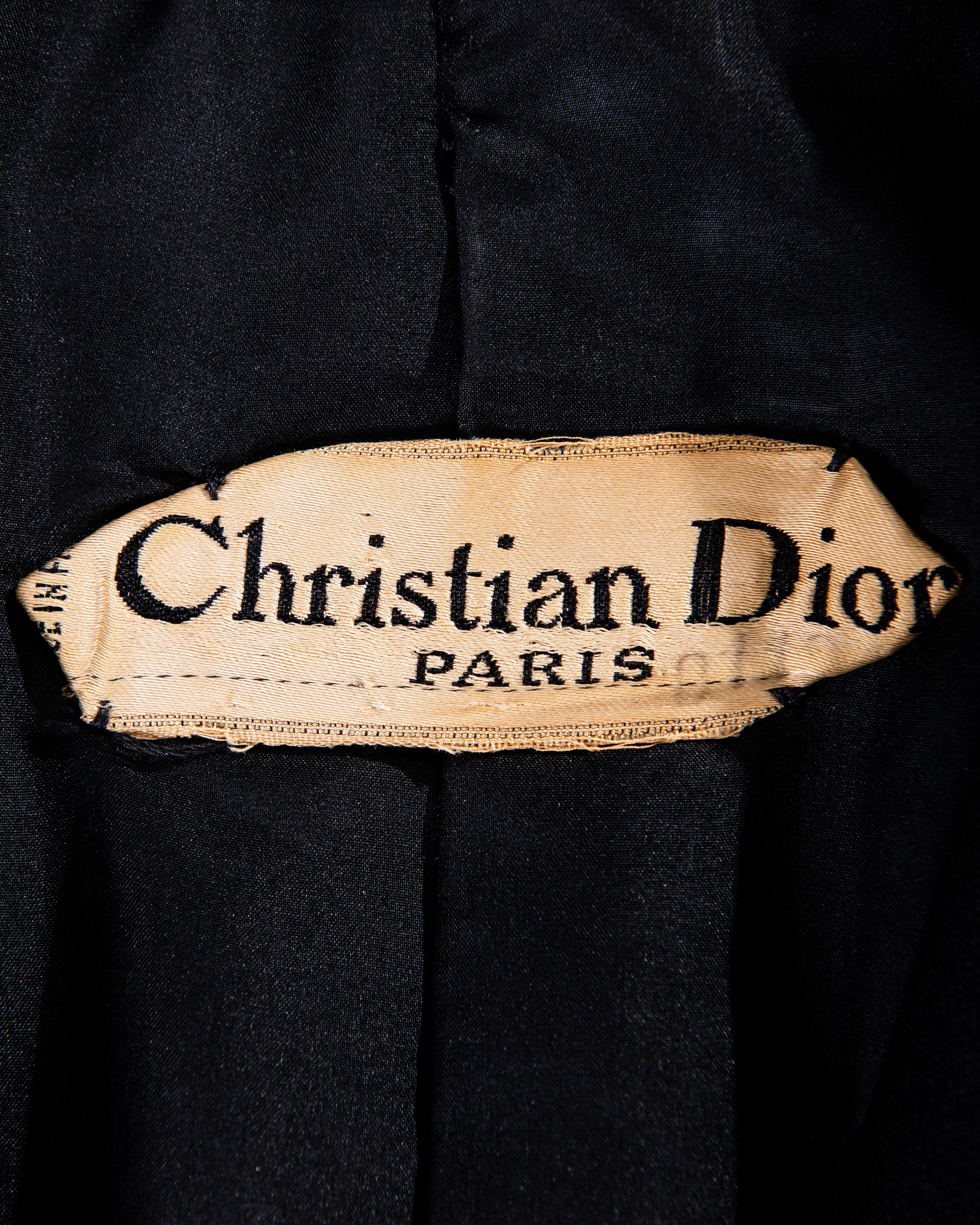 c. 1950 Christian Dior 'New Look' Black Wool Jacket For Sale 5