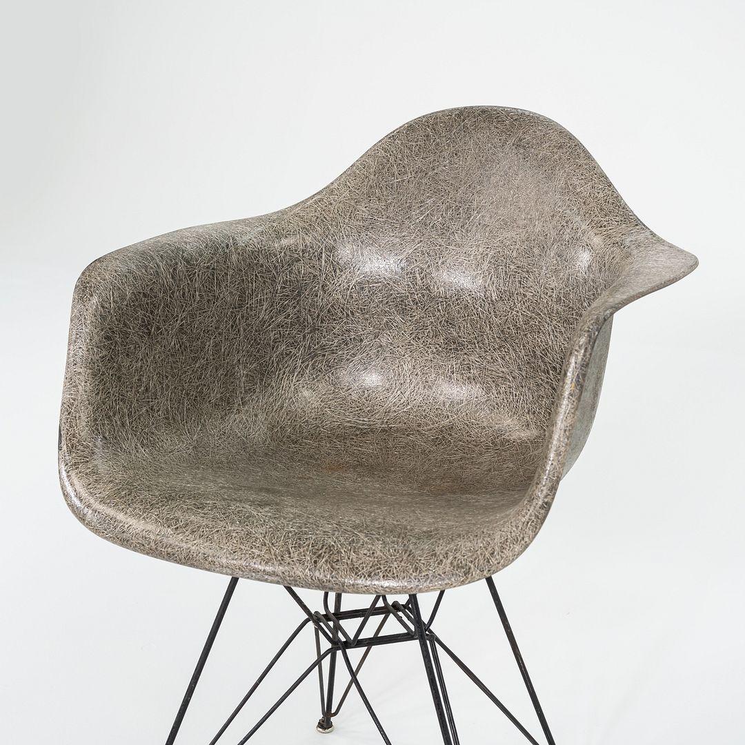 C. 1950 Herman Miller Eames Rope Edge DAR Arm Shell Chair in Elephant Hide Grey im Angebot 1