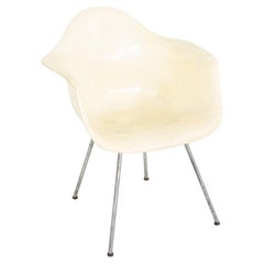 C. 1950 Herman Miller Eames Zenith SAX Fiberglass Rope Edge Arm Shell Chair