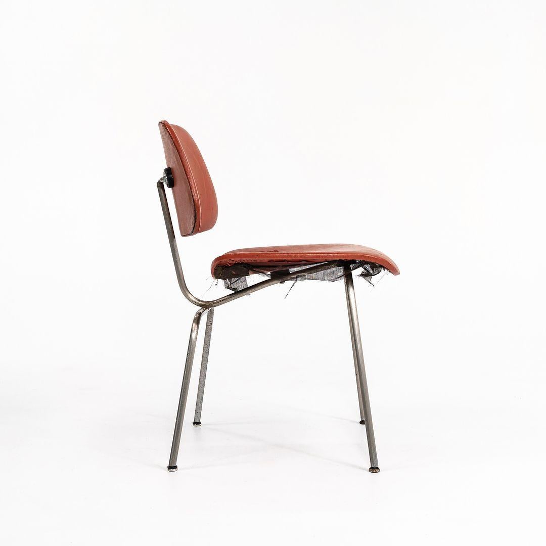C. 1952 Seltener Herman Miller Evans Eames DCM Stuhl mit Originalpolsterung und Label im Angebot 3