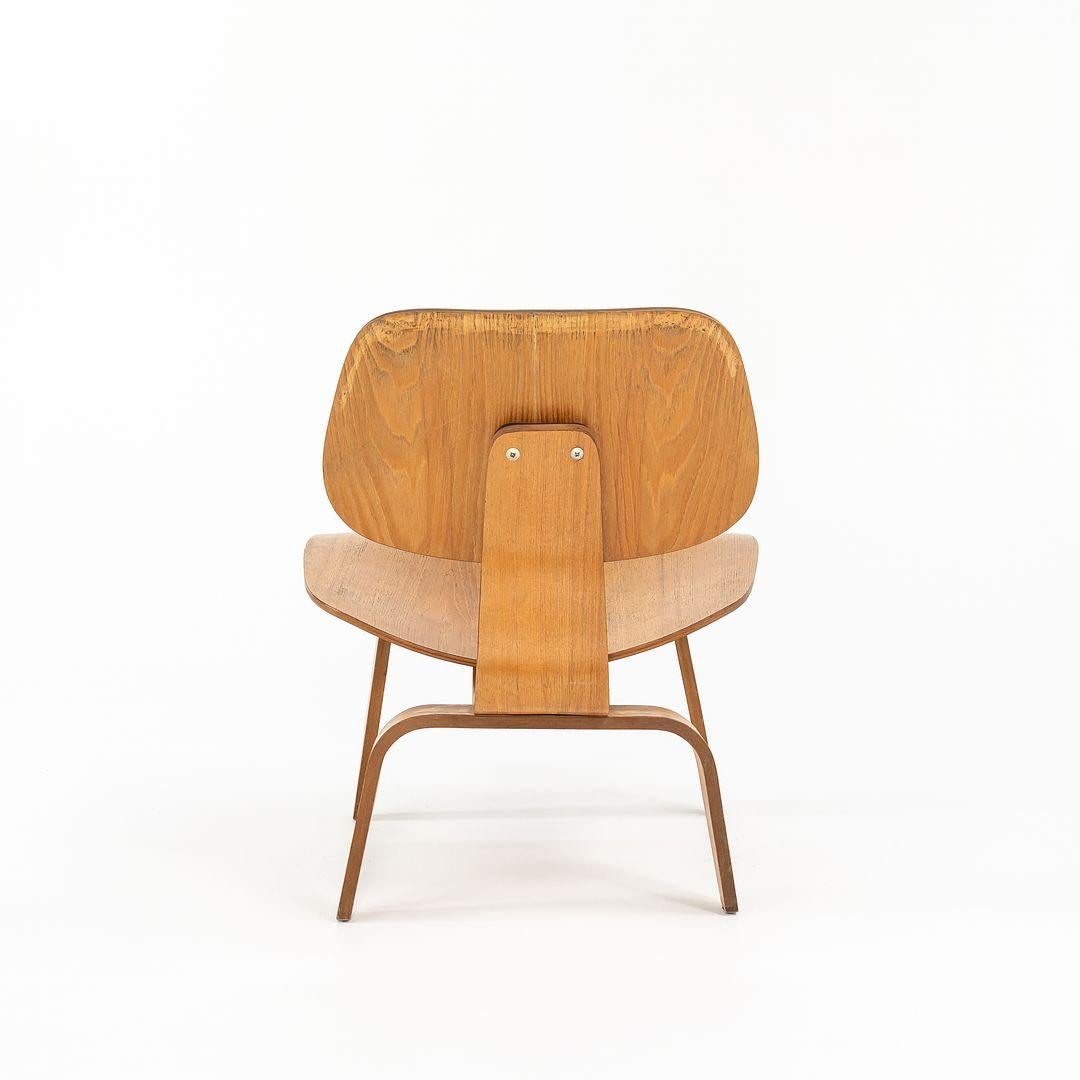 C. 1953 Silla Eames LCW Lounge de Herman Miller en fresno calicó en venta 4