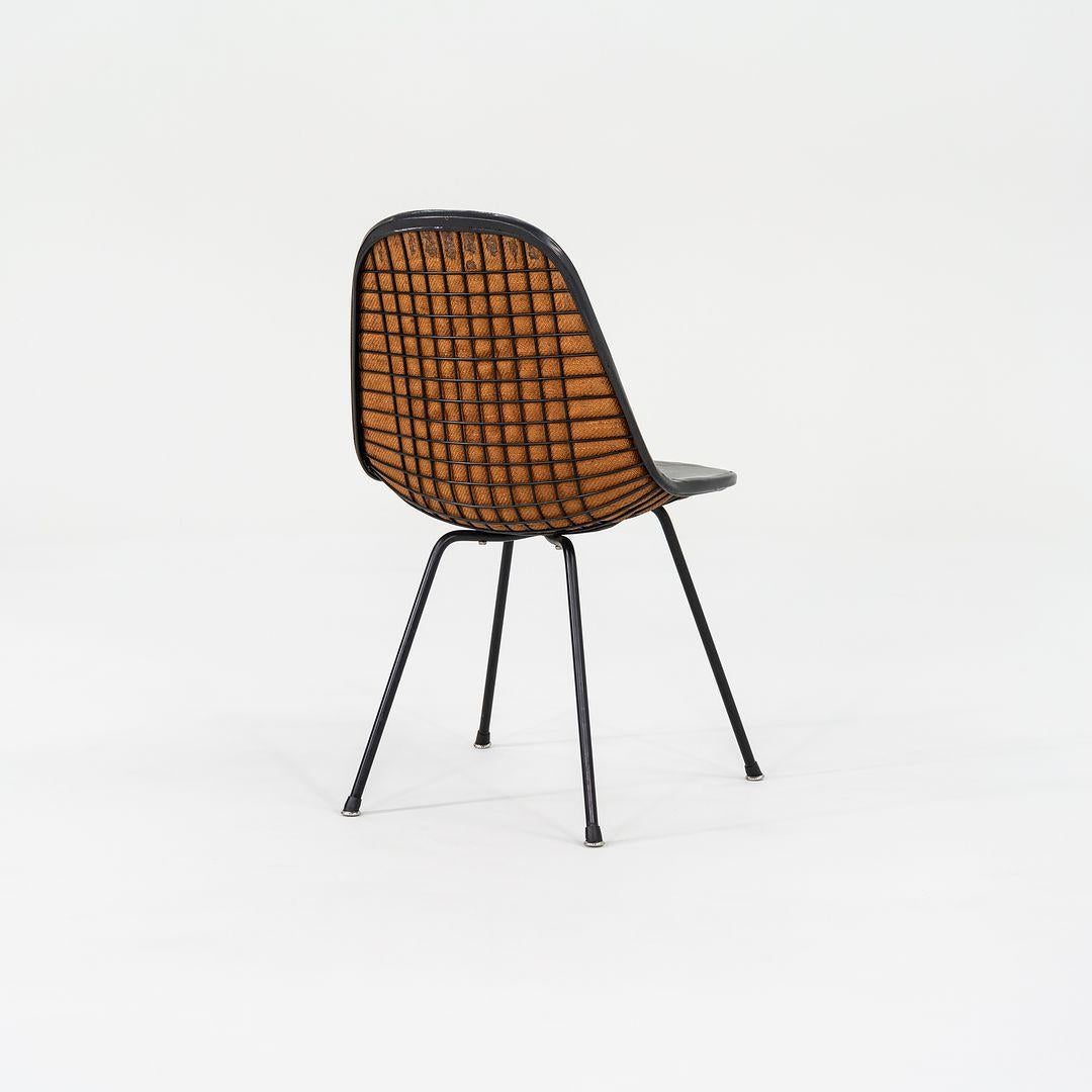 Mid-20th Century C. 1954 Set of Four Charles & Ray Eames for Herman Miller DKX Wire Dining Chairs For Sale