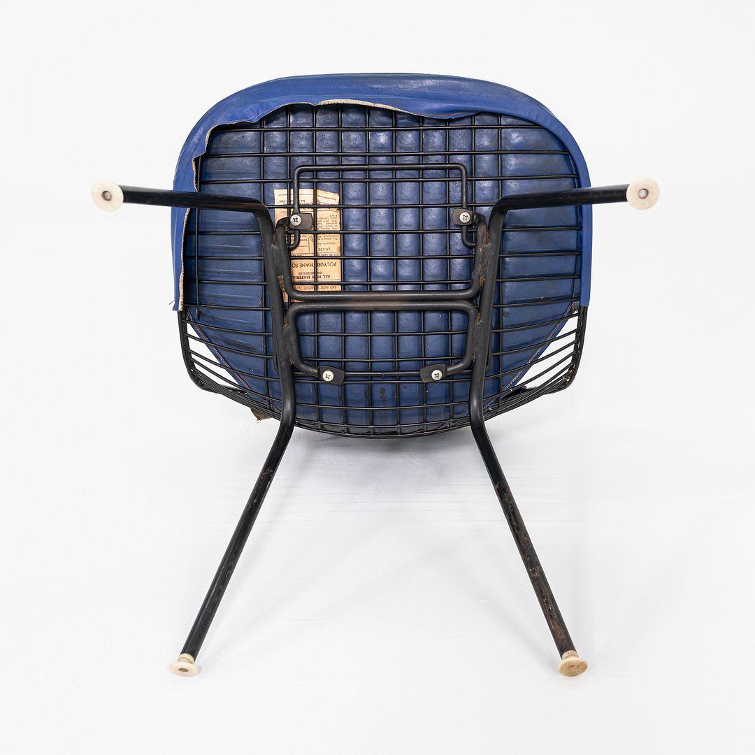 C. 1957 Herman Miller Eames Wire DKX-1 en acier noir avec Bikini Pad en vente 4
