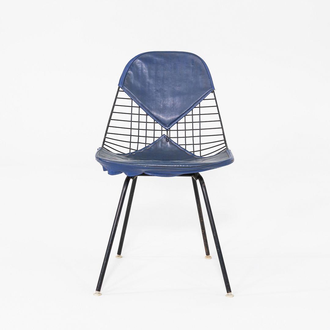 Moderne C. 1957 Herman Miller Eames Wire DKX-1 en acier noir avec Bikini Pad en vente