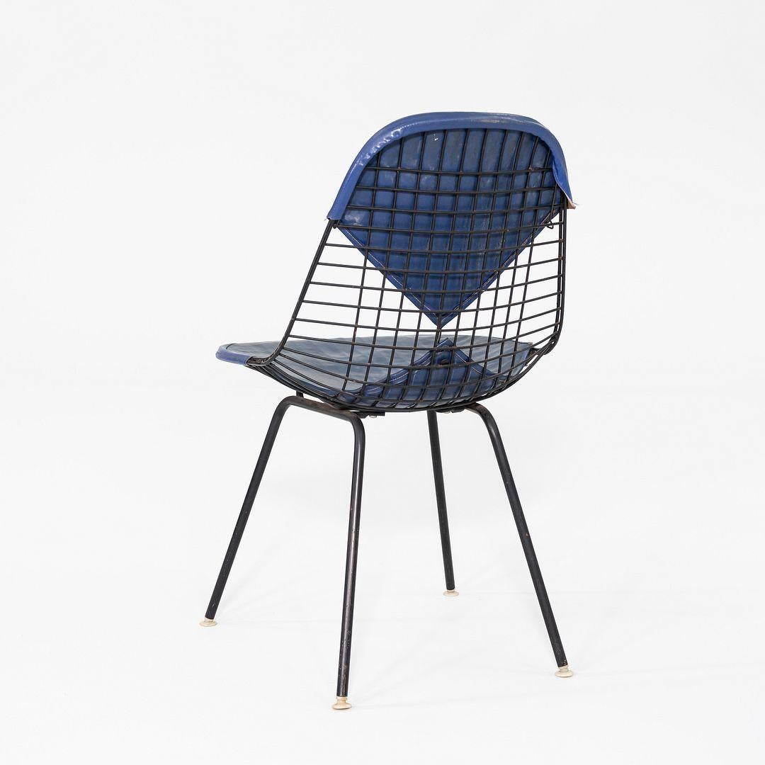 C. 1957 Herman Miller Eames Wire DKX-1 en acier noir avec Bikini Pad Bon état - En vente à Philadelphia, PA