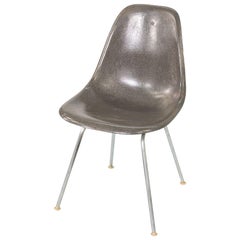 C. 1958 Chaise de salle à manger en fibre de verre Eames d'A. Miller, gris peau d'éléphant