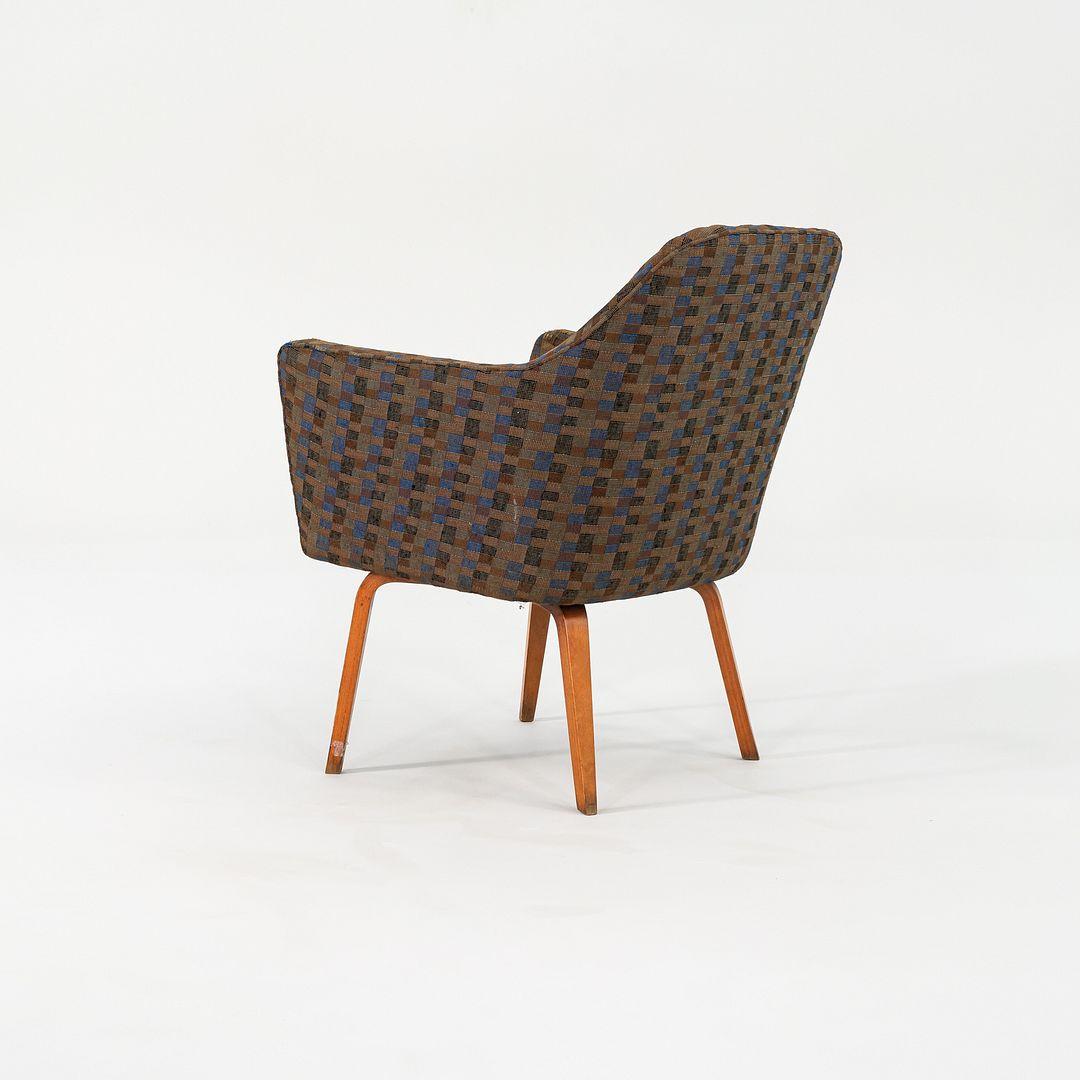 C. 1958 Coppia di poltrone da salotto Florence Knoll 84 ULB in tessuto e Wood in vendita 3