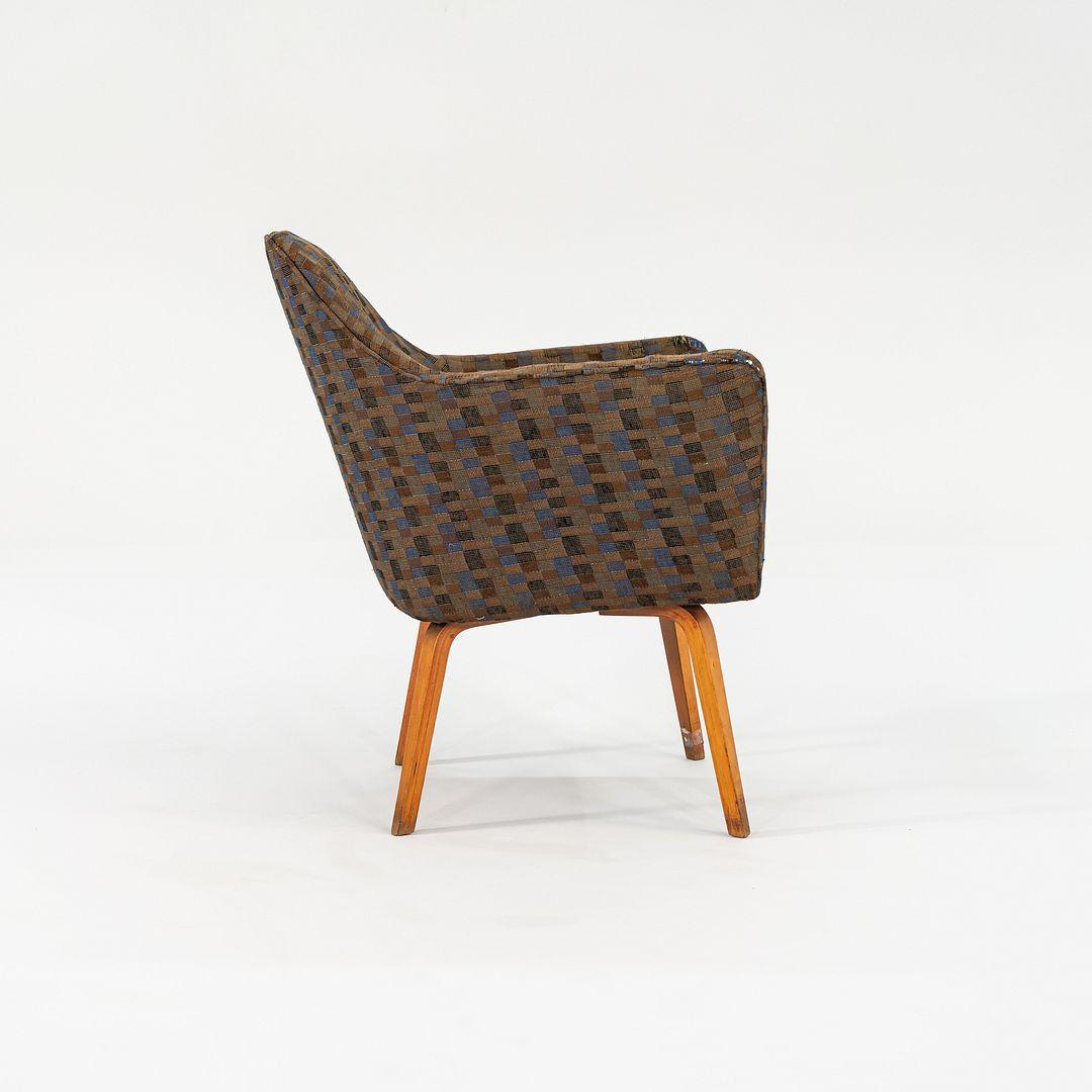 C. 1958 Coppia di poltrone da salotto Florence Knoll 84 ULB in tessuto e Wood in vendita 2