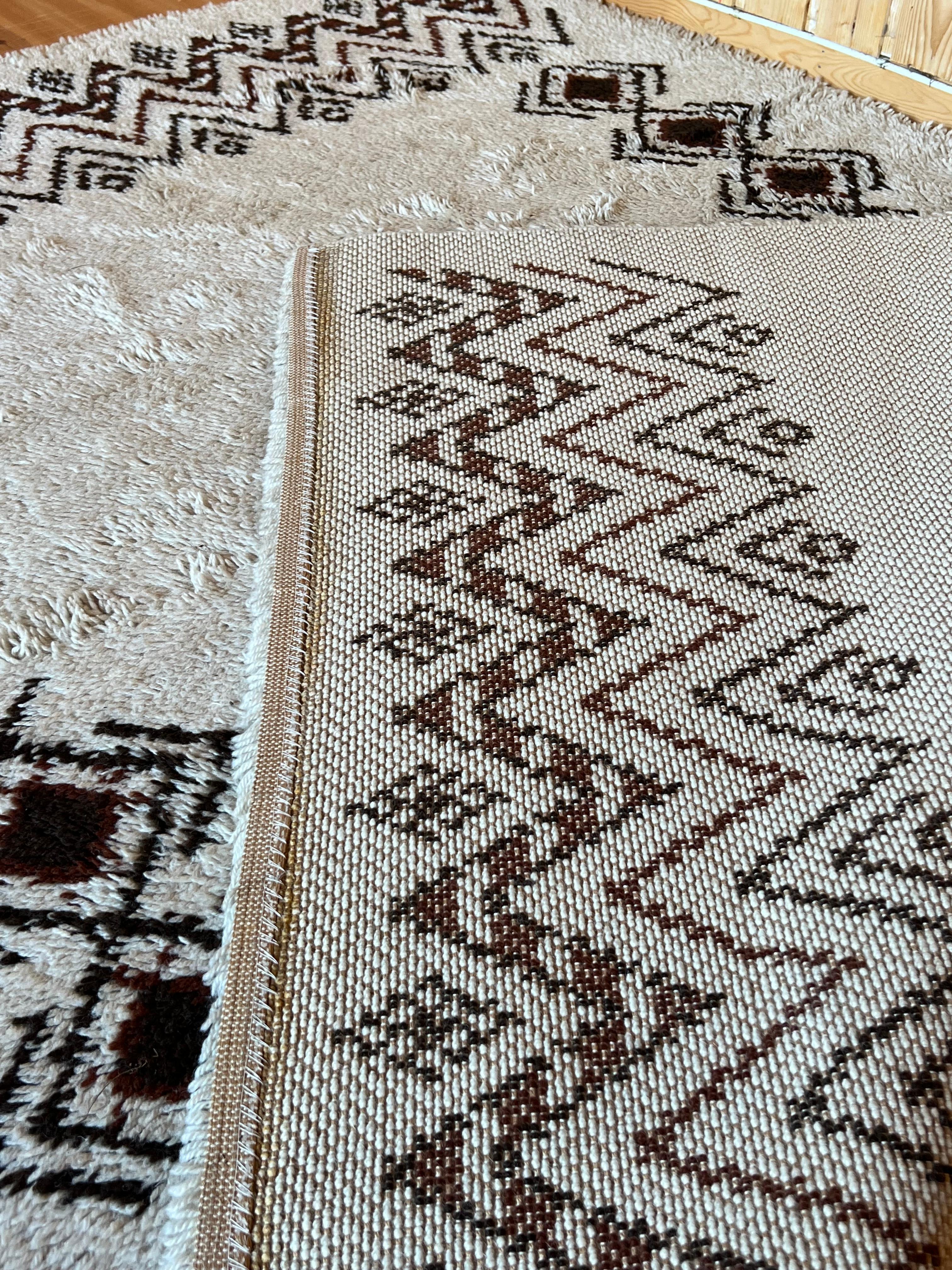 c. 1960/70s Danish Design Wool Rug, Scandinavian Mid-century Modern, 200x140 cm For Sale 2